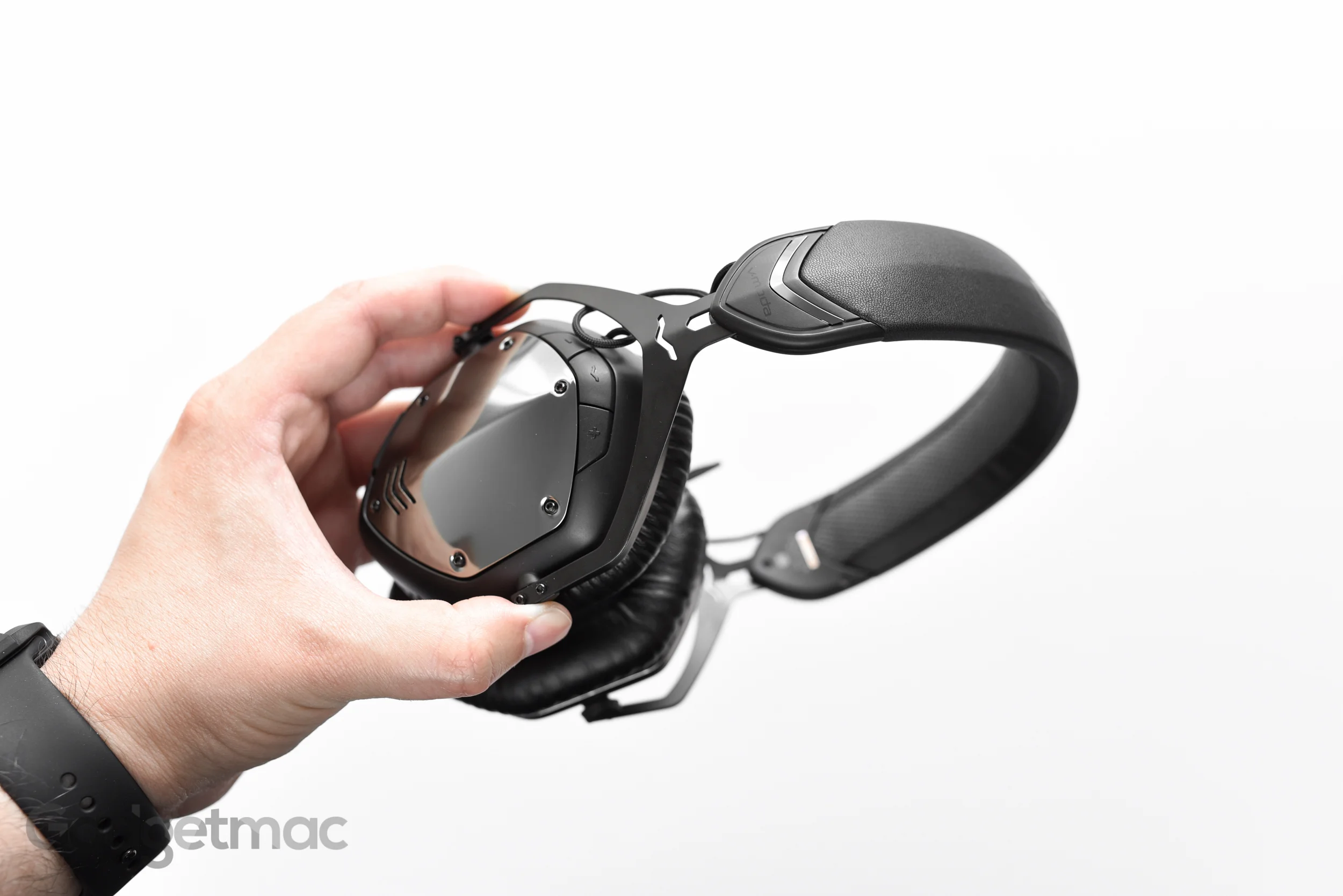vmoda-crossfade-wireless-metal.jpg