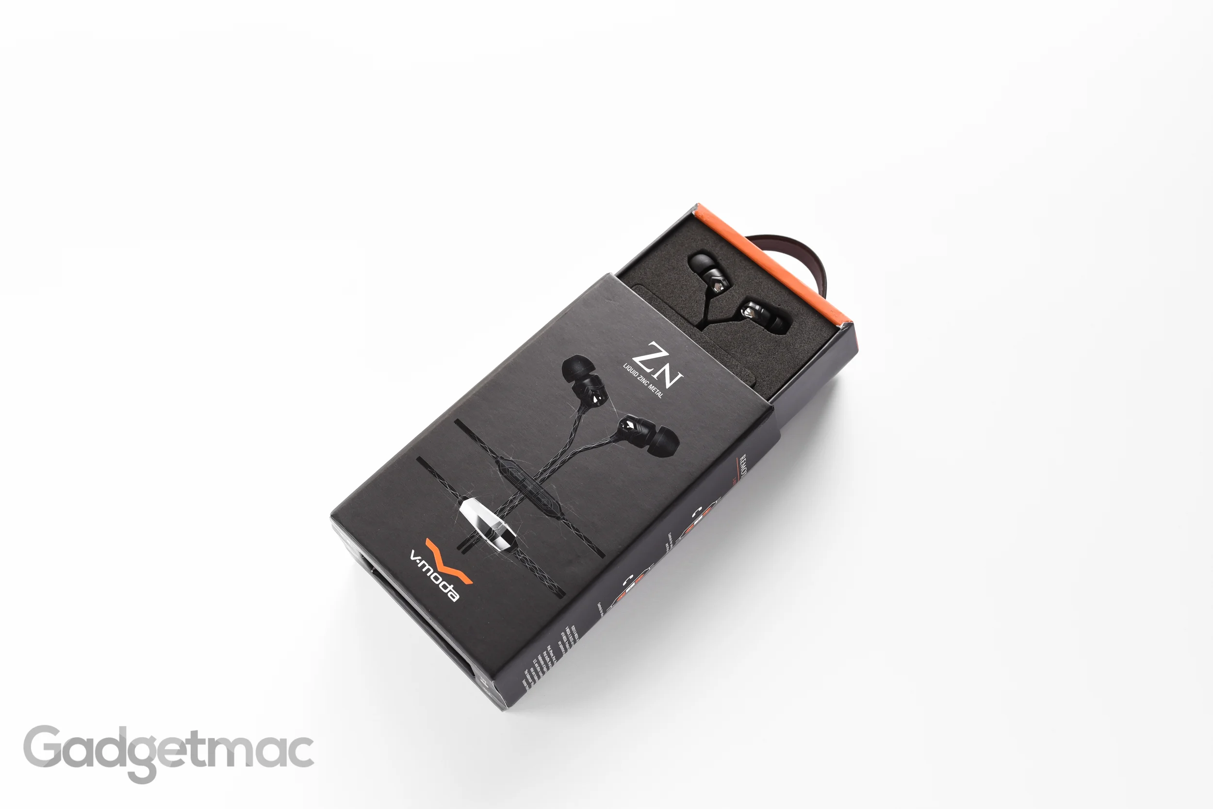 vmoda-zn-unboxing-2.jpg