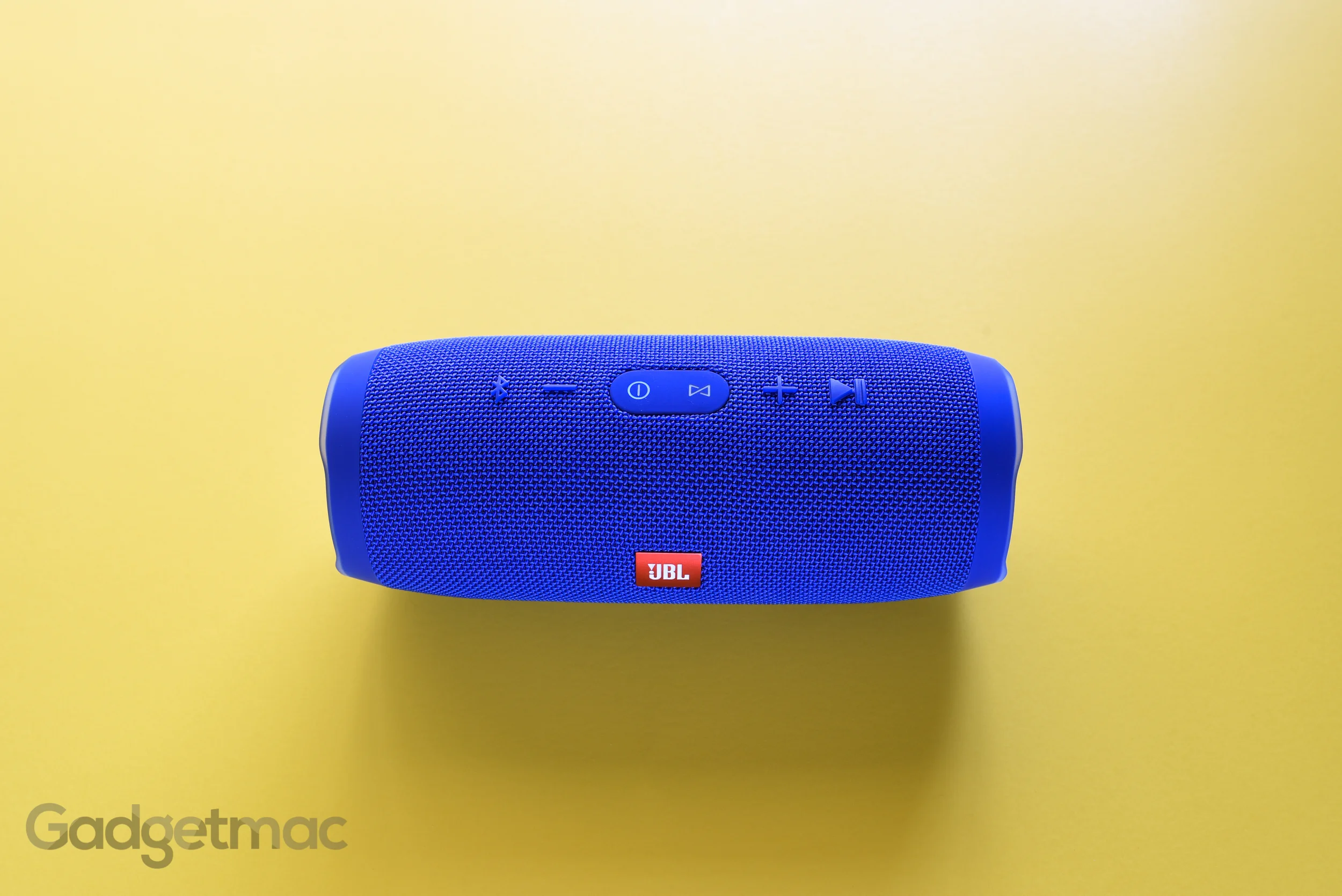 jbl-charge-3-portable-wireless-speaker.jpg