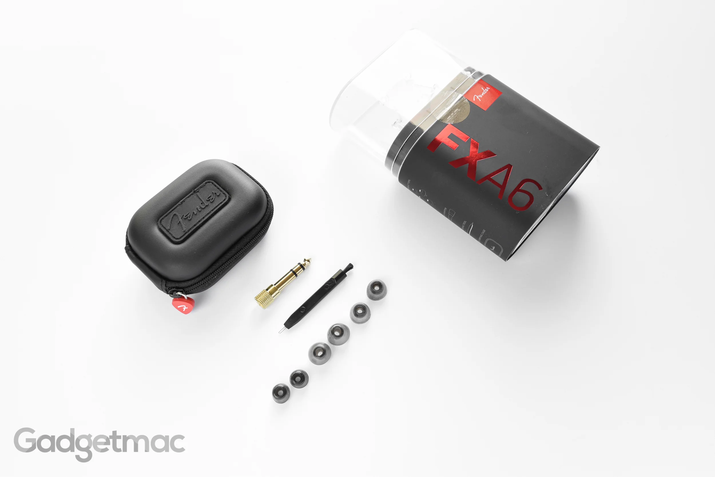 fender-fxa6-accessories.jpg