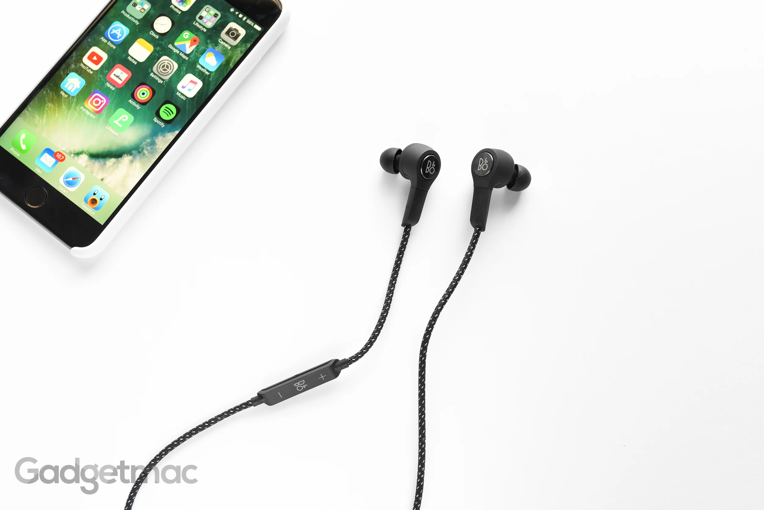 beoplay-h5-bluetooth-earphones.jpg