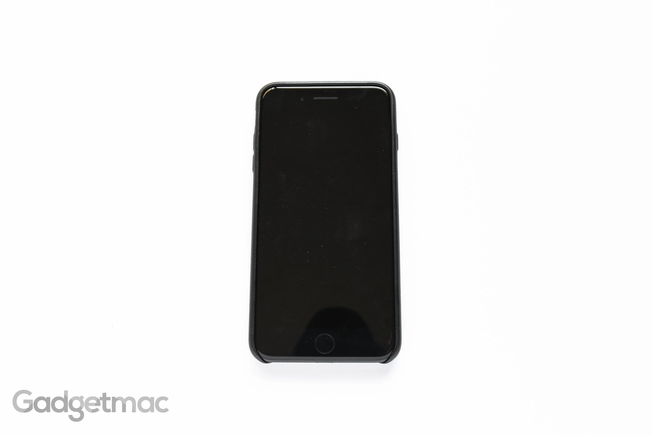 amazonbasics-iphone-7-plus-case-front.jpg