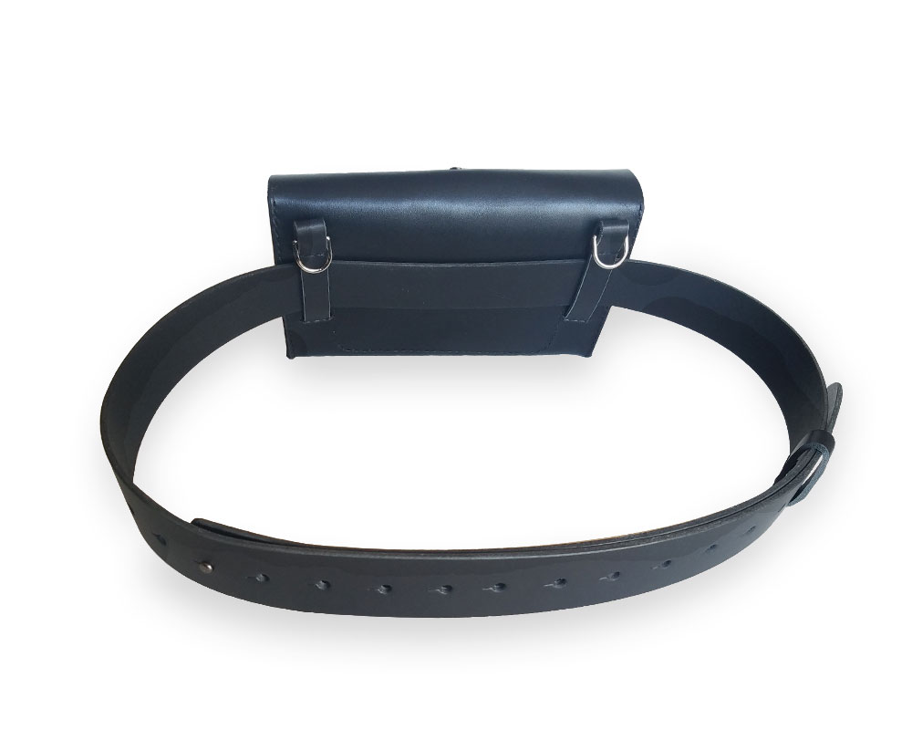 O-Ring-Belt-Bag-black_back-belt.jpg