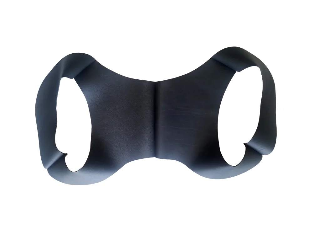 Danny-Harness_black-outside.jpg