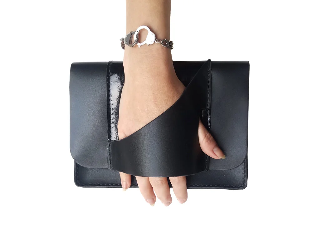Mini Handle Clutch