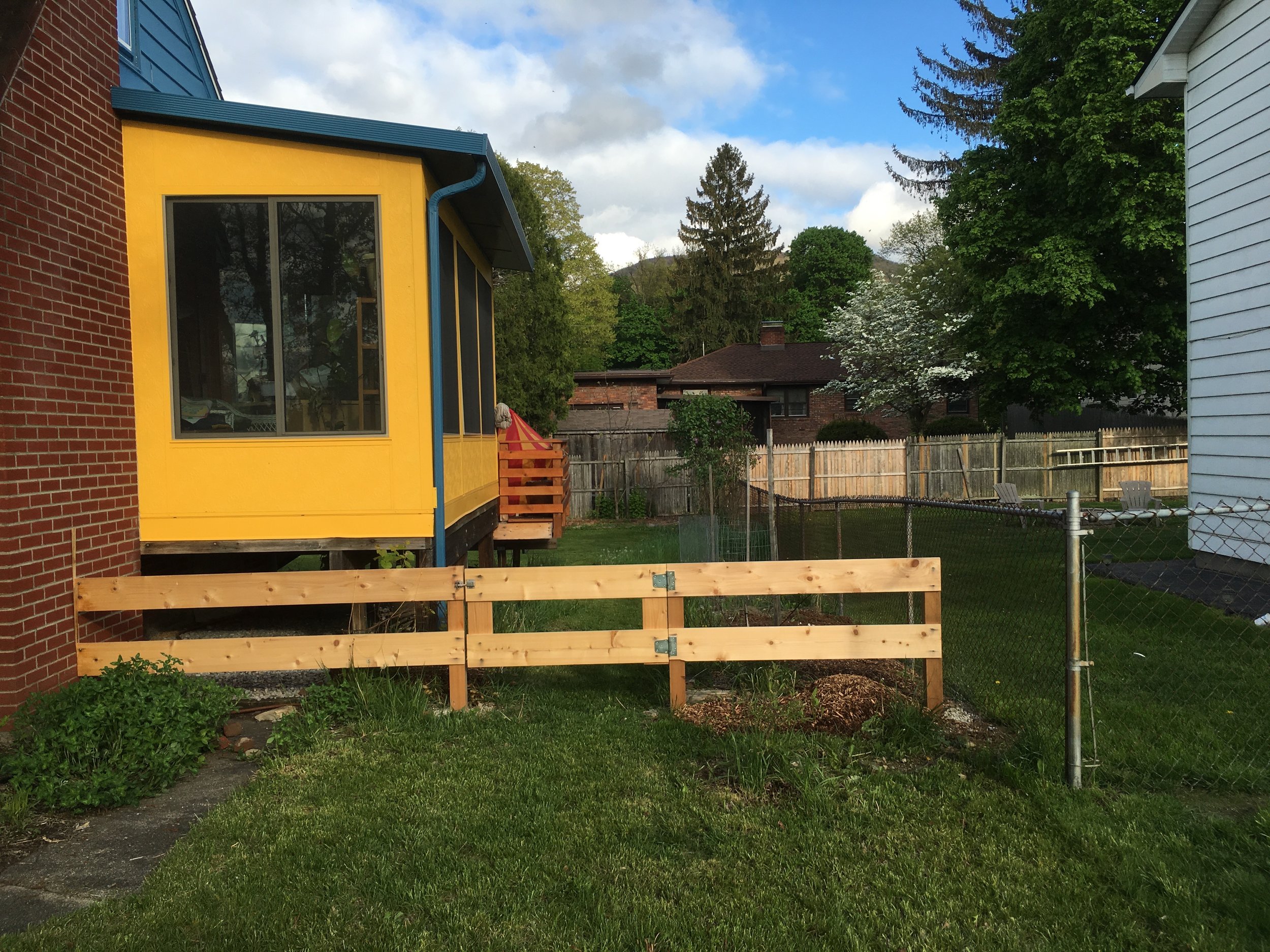 2015 - Entry to Paw Paw Alley