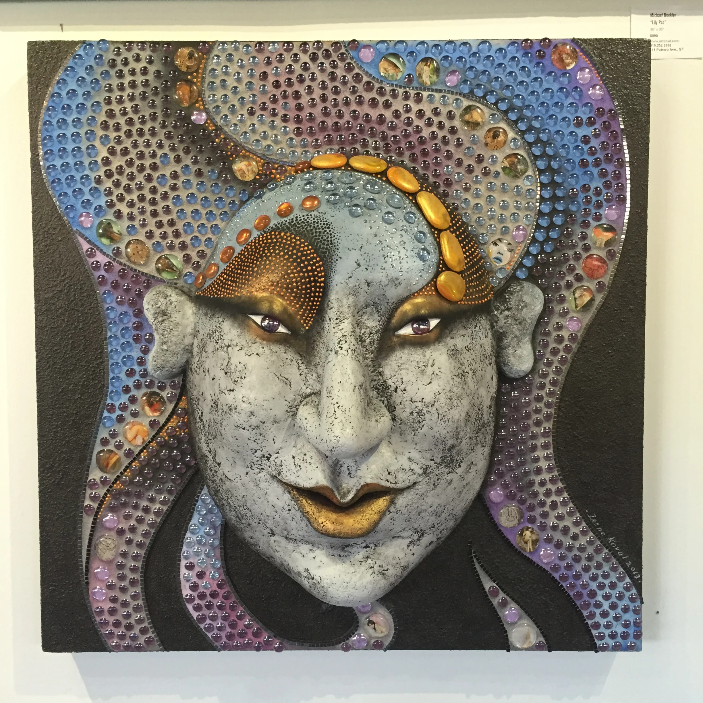 28in x 28in