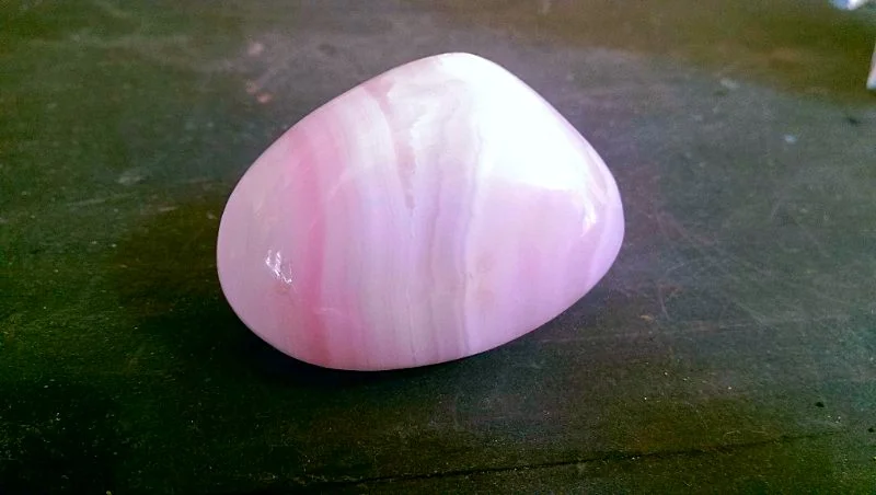 Mangano Calcite is an excellent stone to cool and calm the heart and mind.