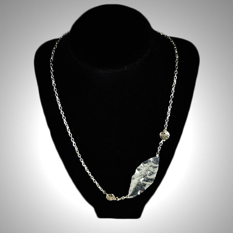 Necklace3.png