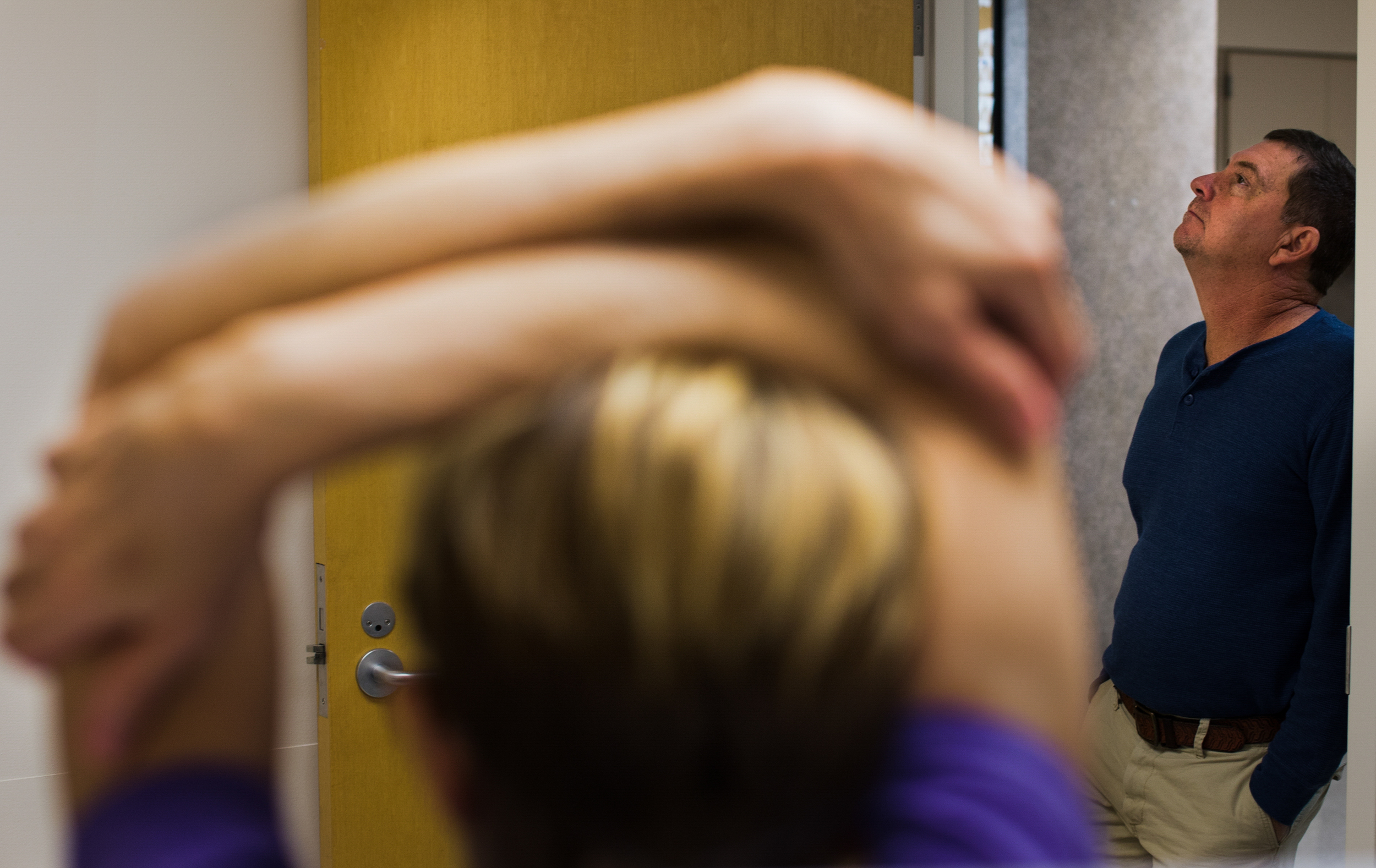 Autum’s doctor told her that she would need to relocate to Durham to prepare to be listed. She and her husband, Mitch Hall, wait to speak with the surgeon about Autum’s transplant at Duke University Hospital. “I always felt like [a tran