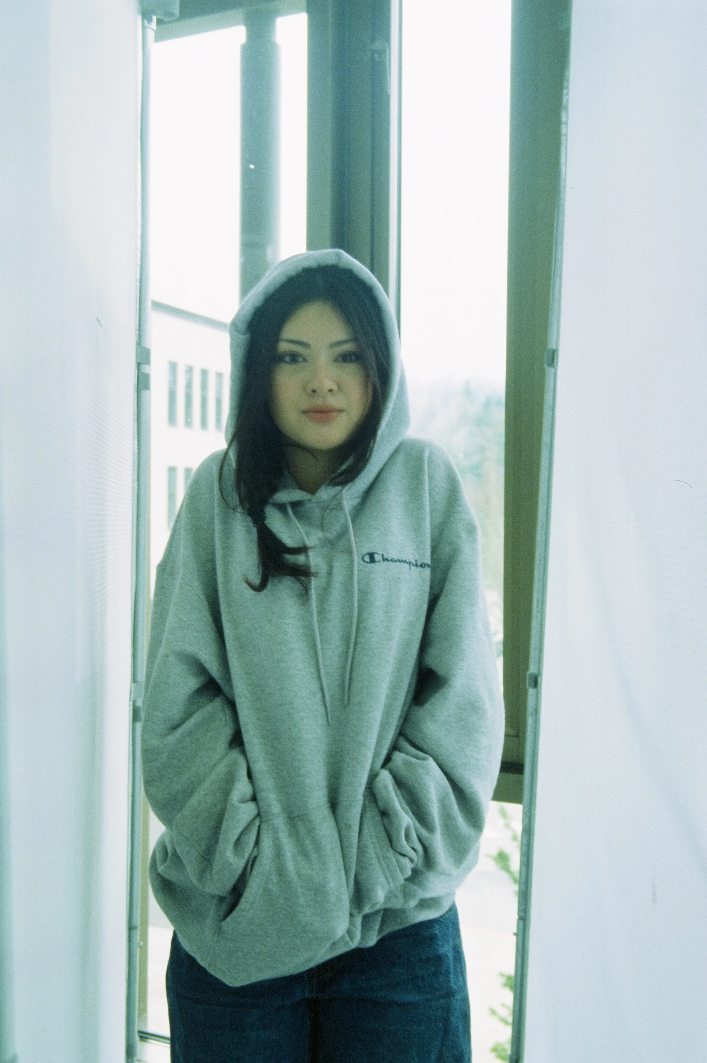 814280010002-2.jpg