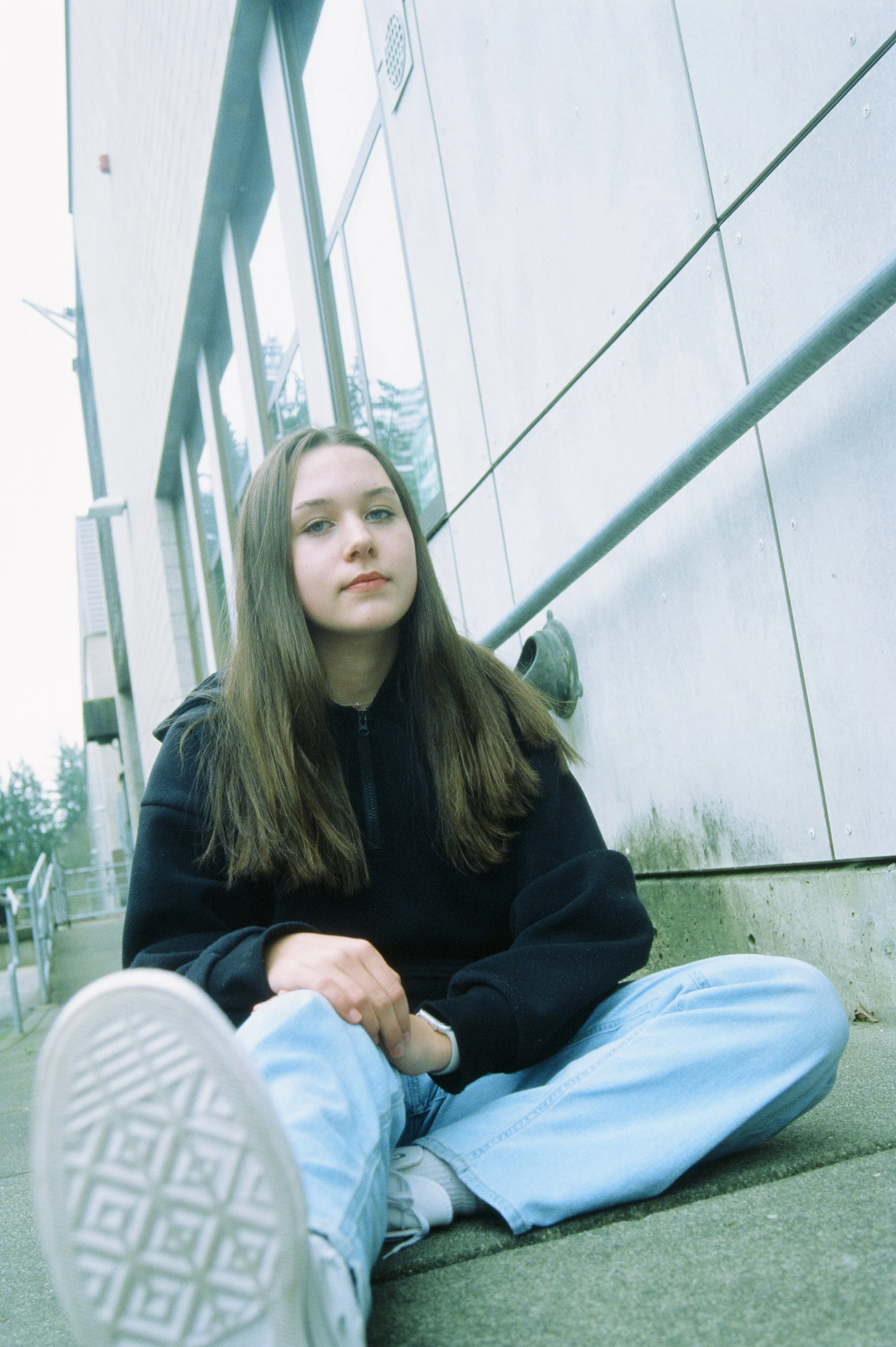 814280010018-2.jpg