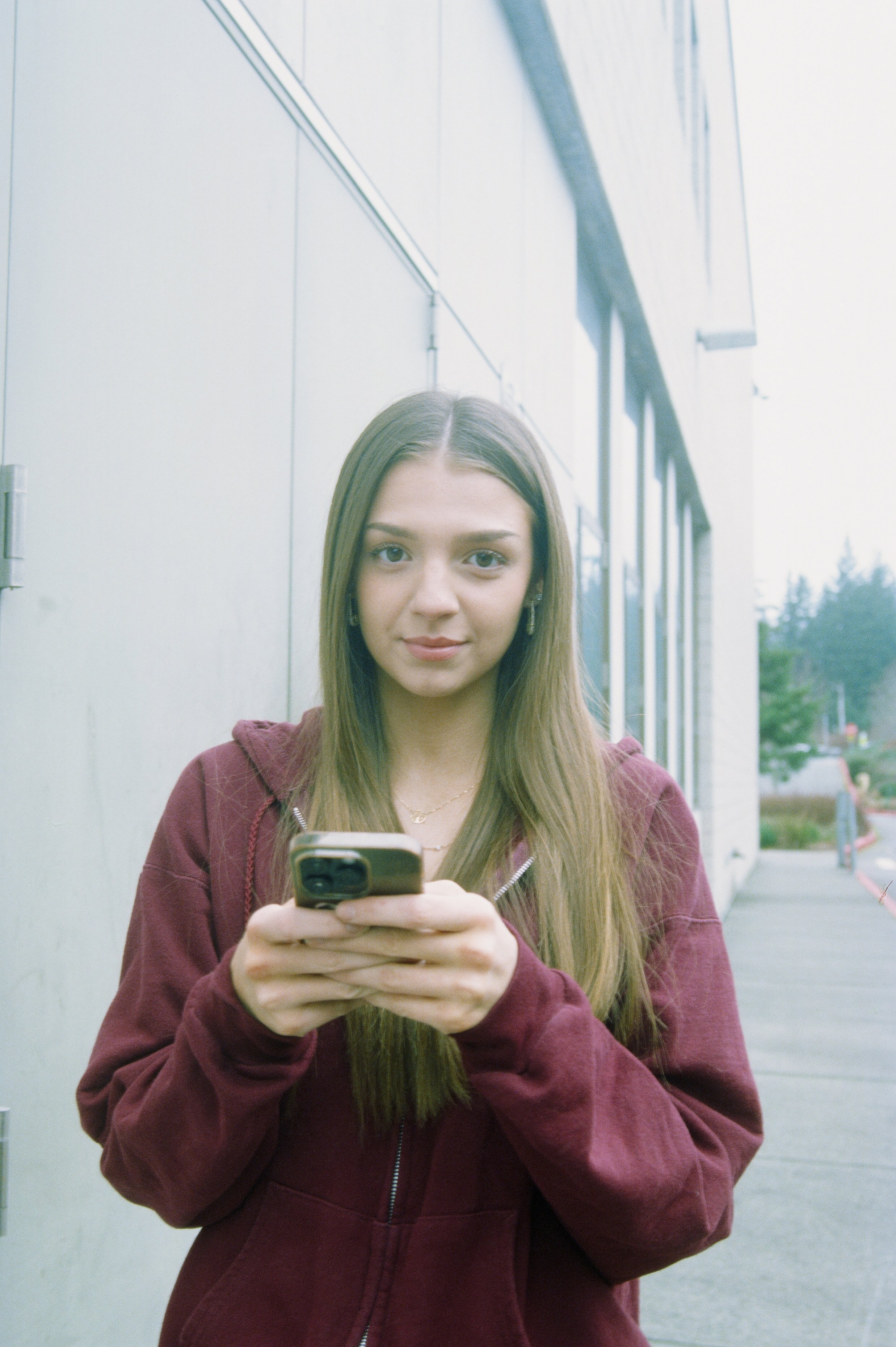 814280010019-2.jpg
