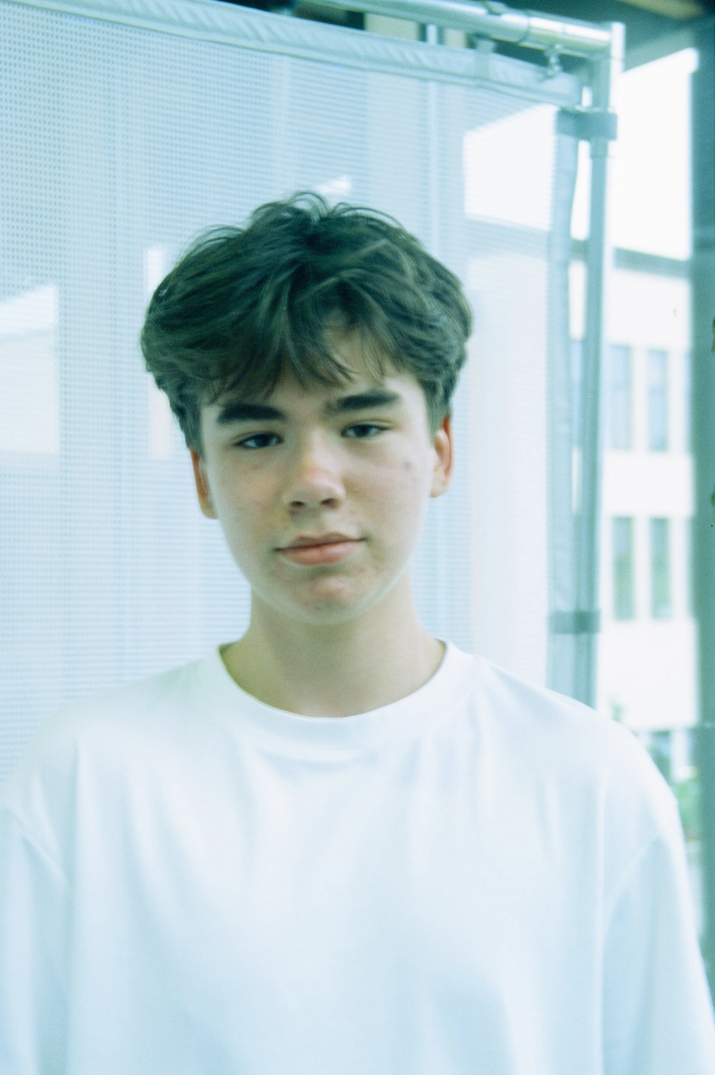 814280010027-2.jpg
