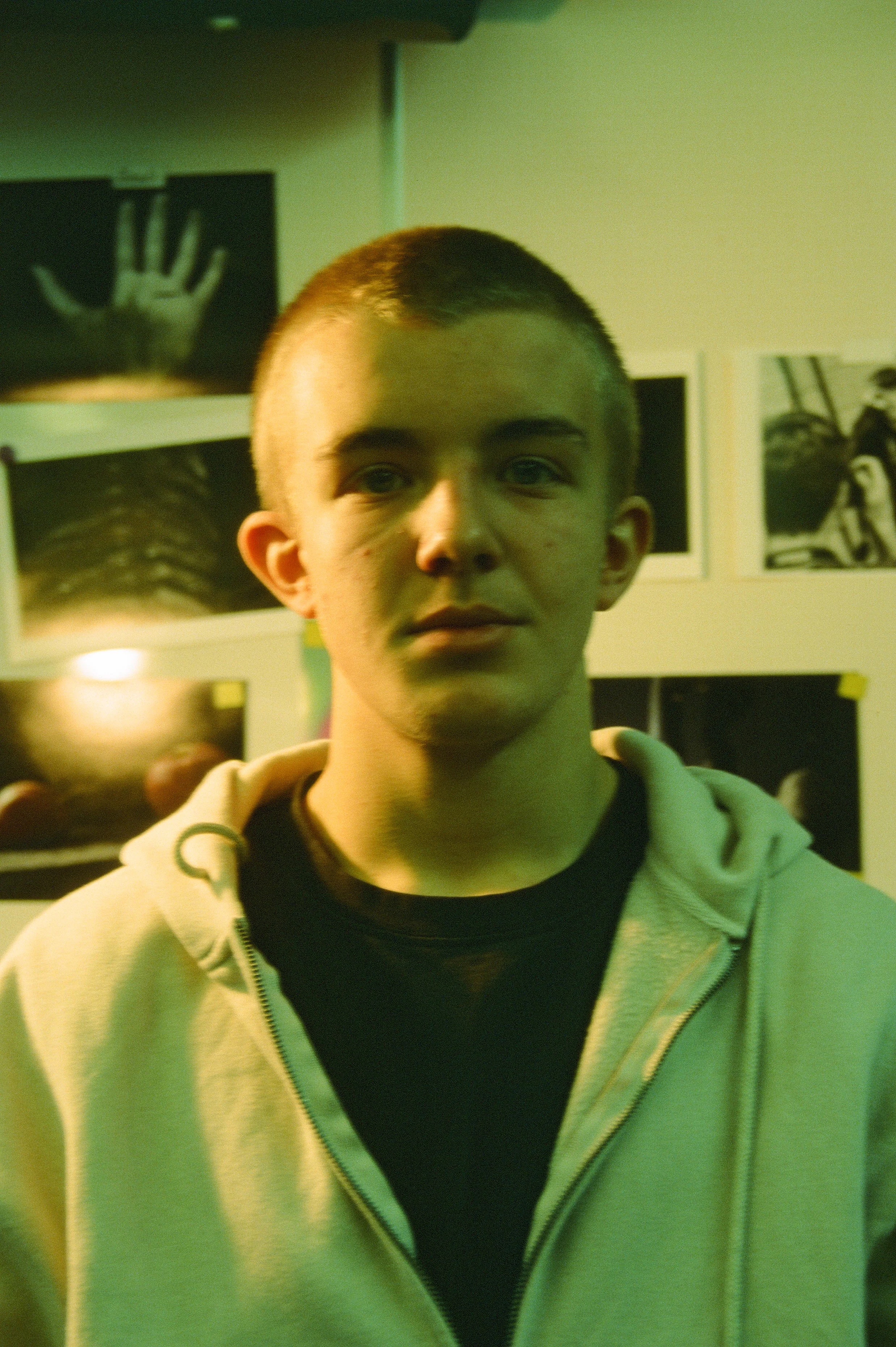 814280010032-2.jpg
