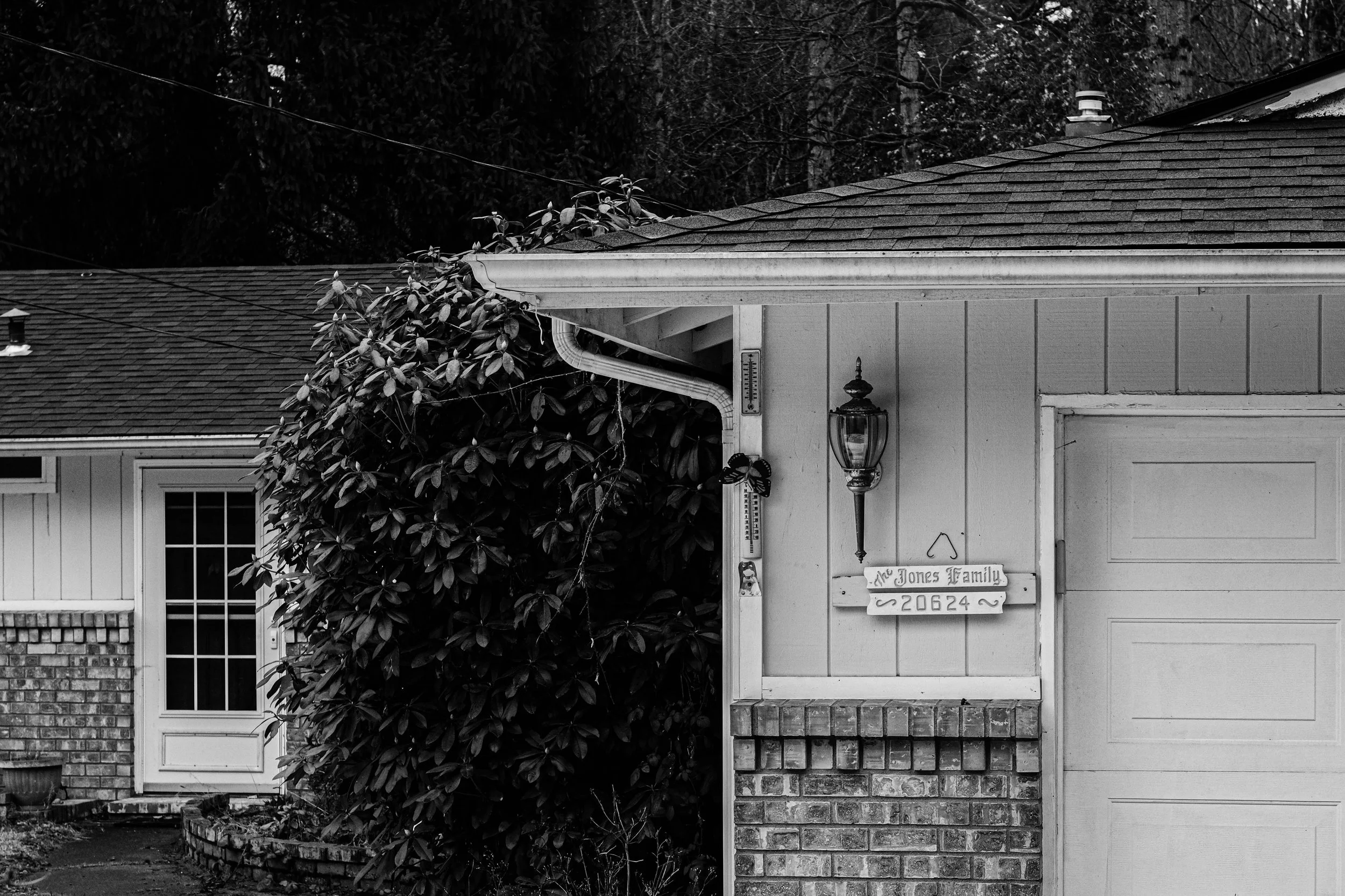 kkjordt_thetiesthatbind_bw-57.jpg