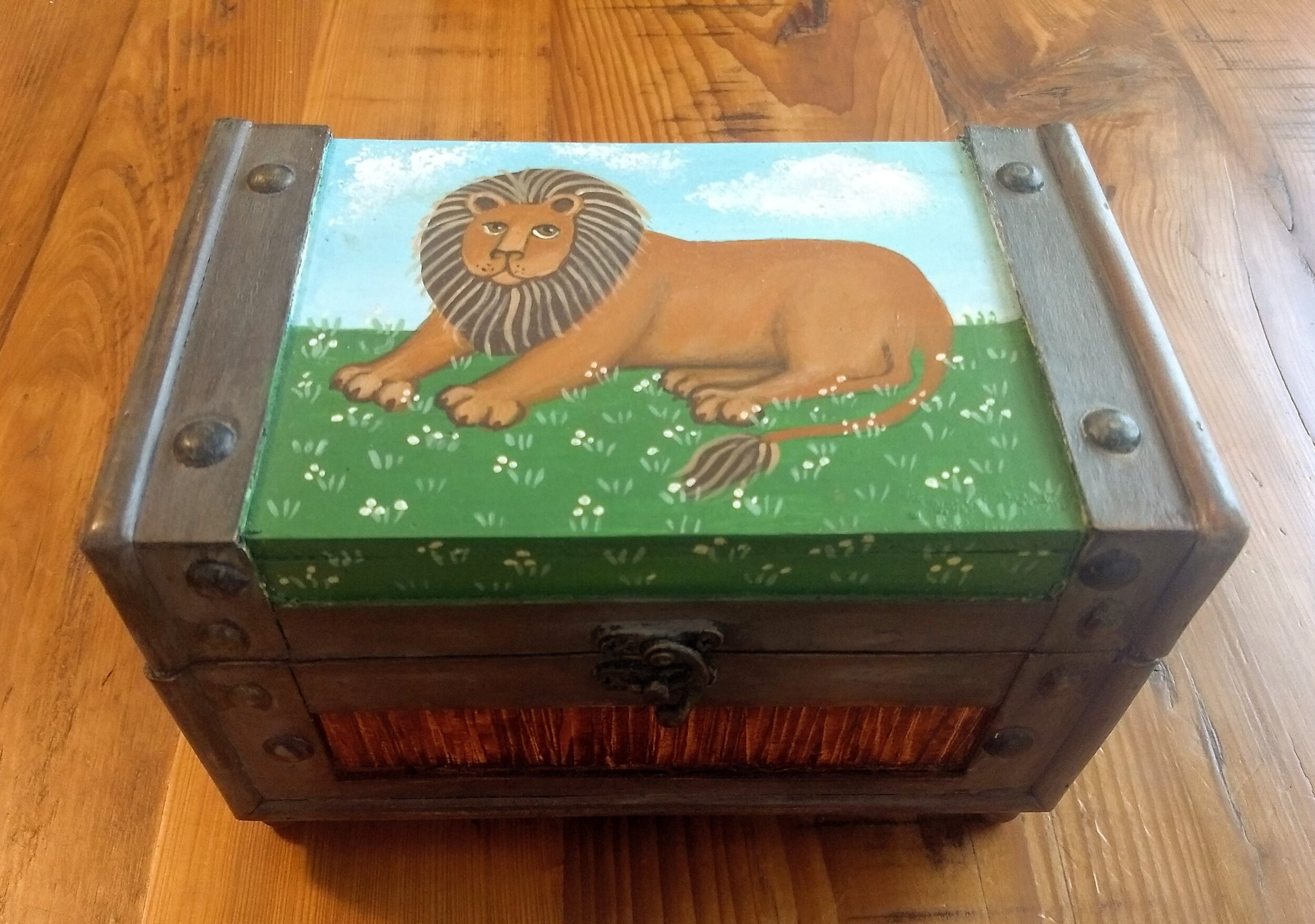 Vinegar Grained and painted boxesKristin Helberg