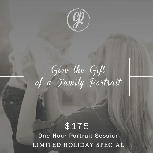 Looking for a great gift to give this Christmas? Give a portrait session to those you love. It's a great gift for parents or a friend who just had a new baby! Photographs last forever and this gift will always be remembered. All bookings include a wrapped, framed & specialized Gift Certificate for your loved one to open on Christmas. Portrait Session can be in studio or outdoor and is valid until 12/31/2016.