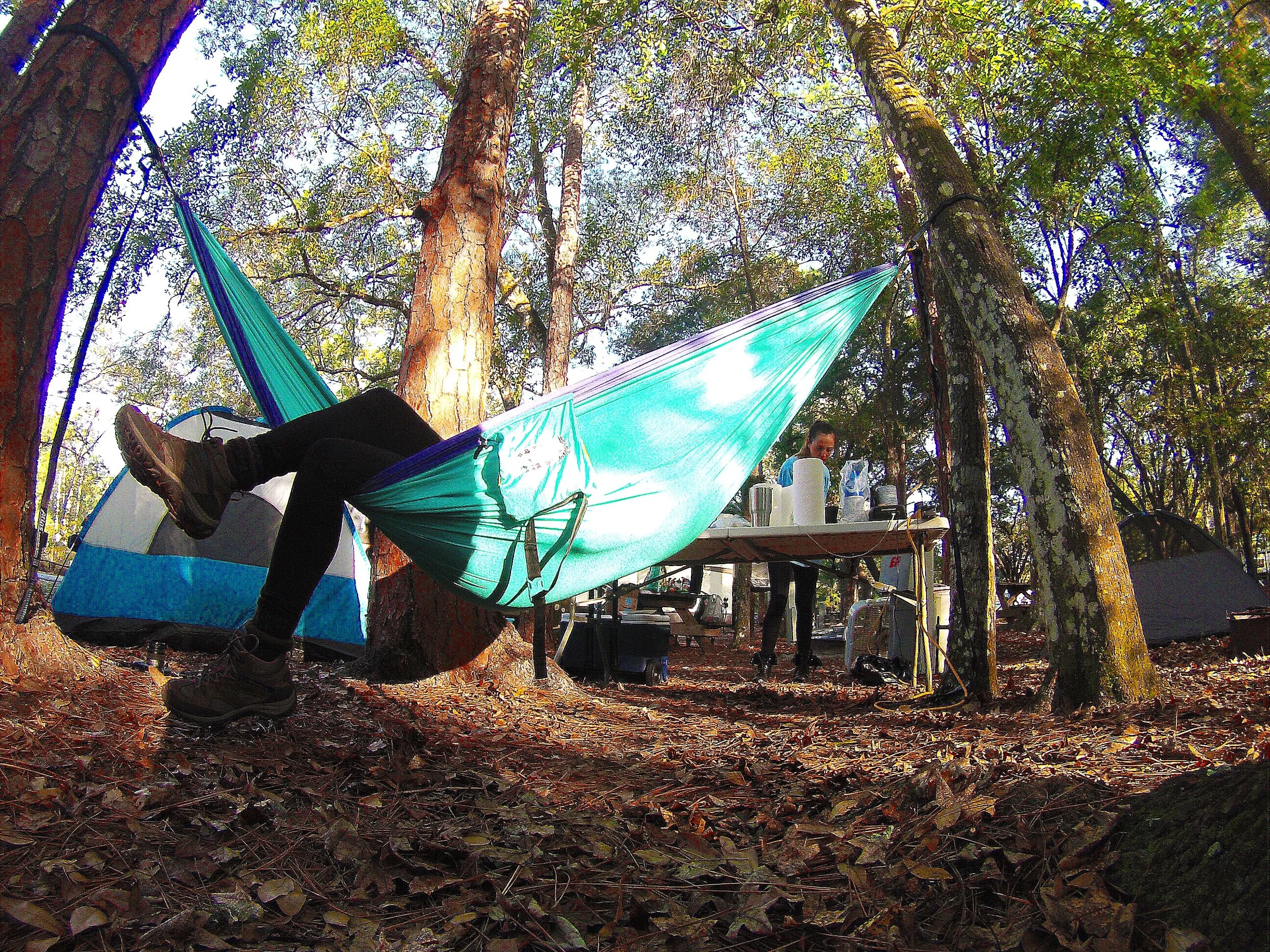 How to Plan an Epic Camping Trip with Your Friends