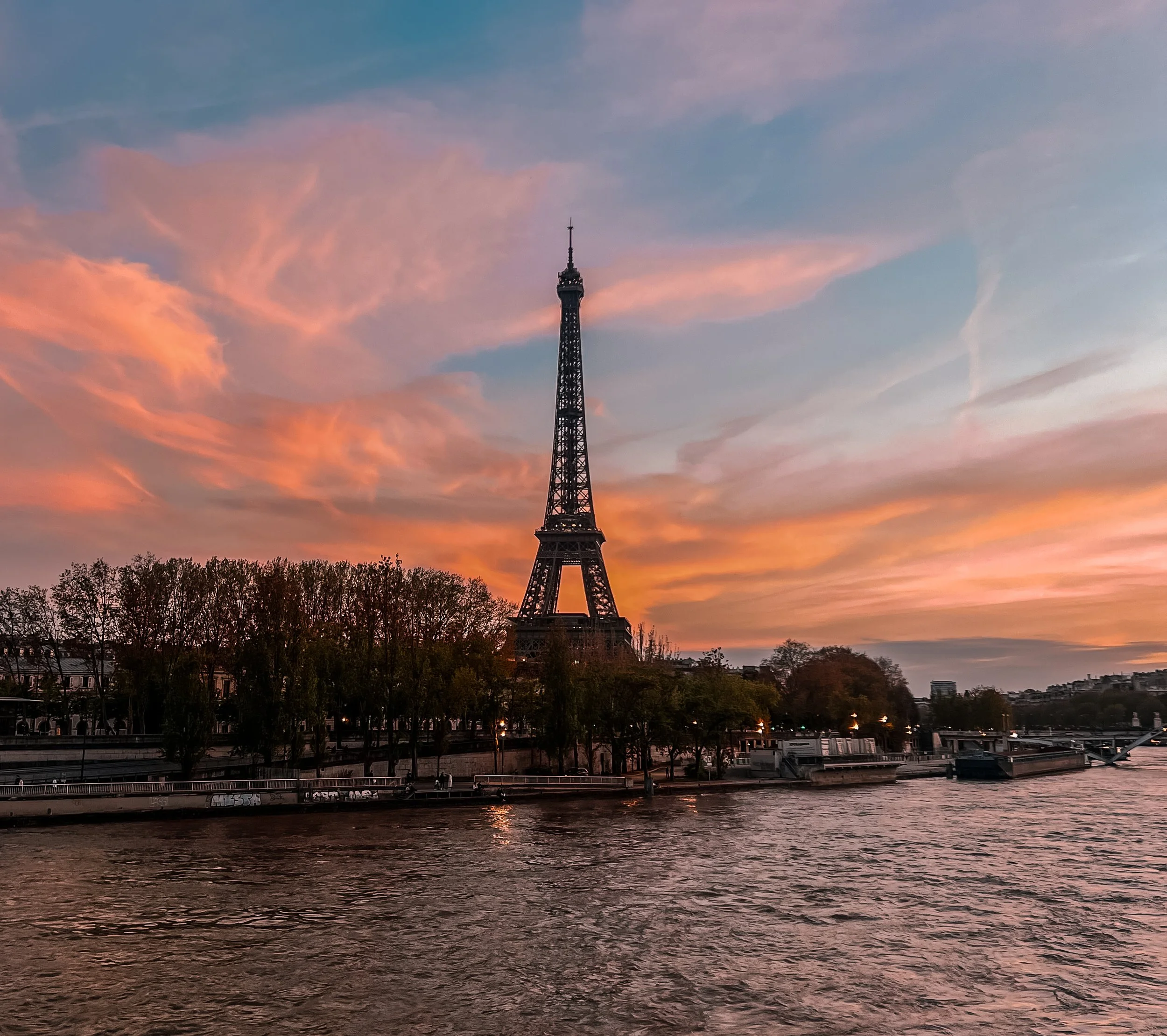 Solo in Paris: A 5-Day Itinerary with Must-Visit Spots and Tips