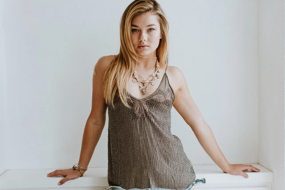 Not Heidi Spring Shoot_by_Luisa Brimble-57.jpg
