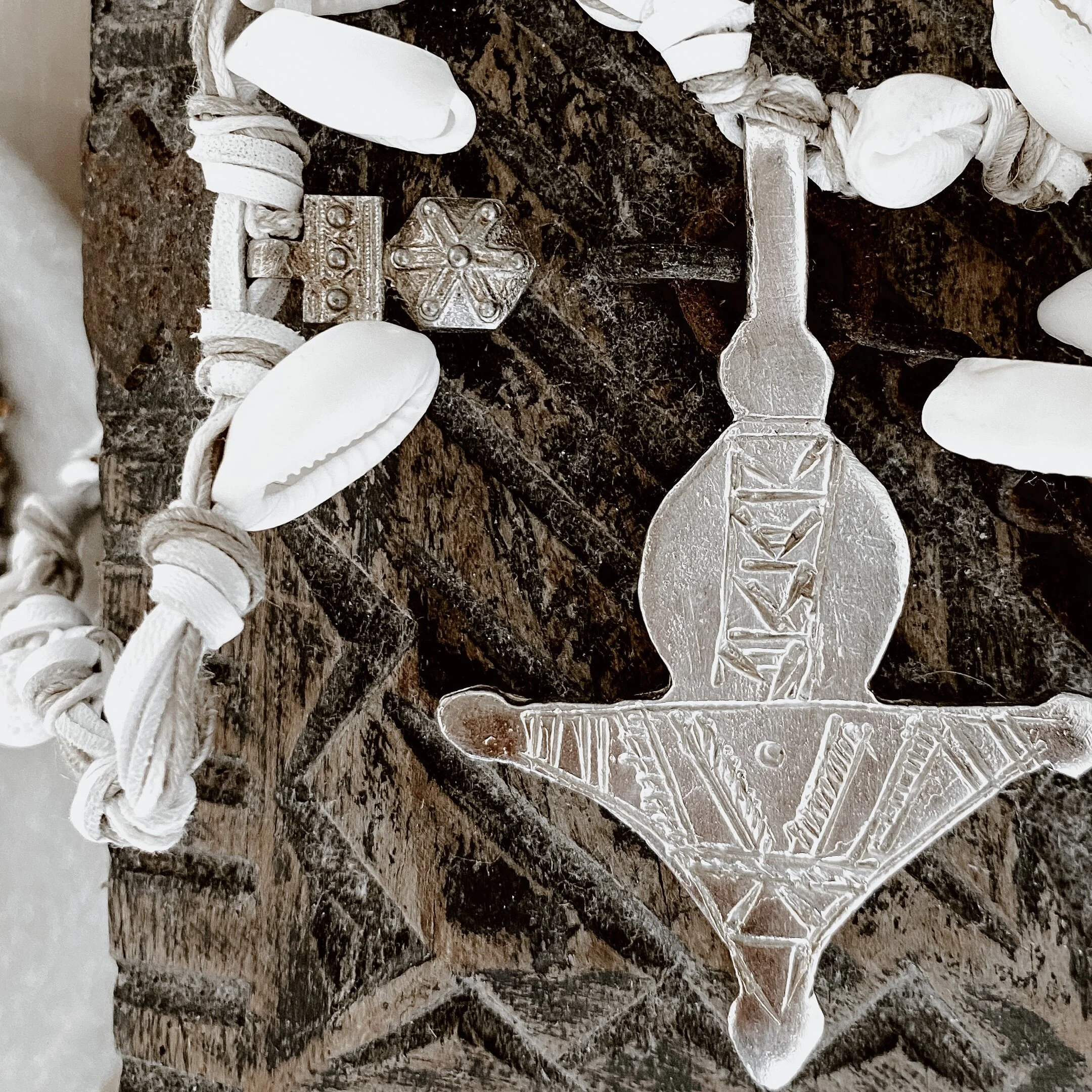 514E2E22-F2B5-4753-9F87-298EDA5D37E2