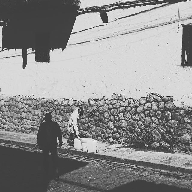 Streets of Cusco #cusco #bnwmood #bnw_life #bnw_life #bnw_society #bnwstreetlife #bnw_street