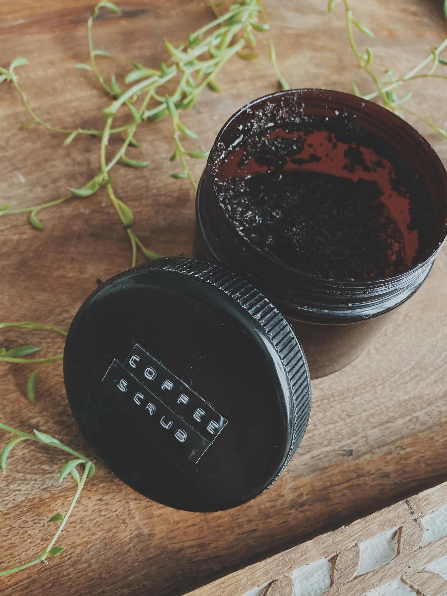 Homemade Coffee Face &amp; Body Scrub