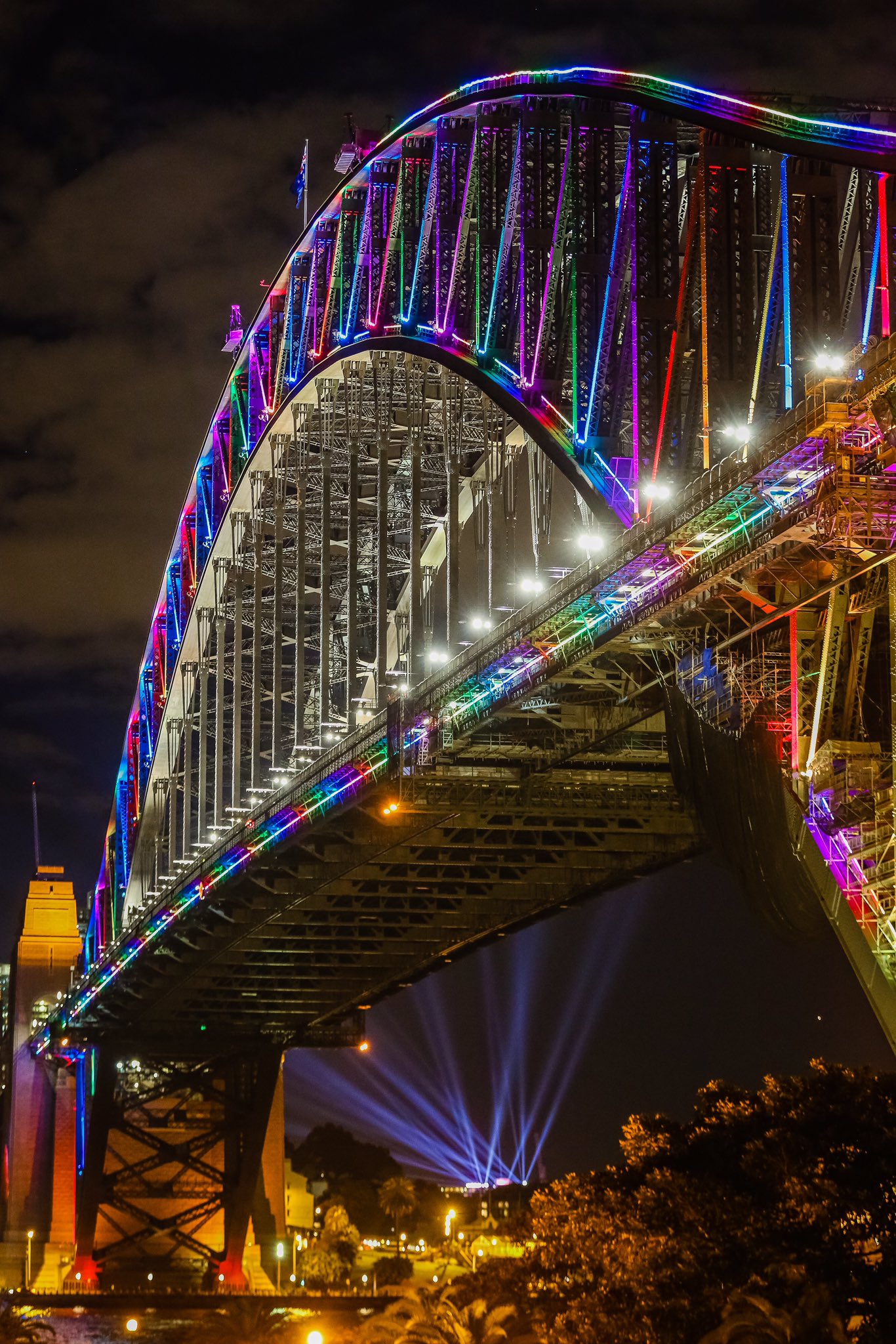 Underfoot seen from across the water on the underside of the Sydney Harbour Bridge. (image via Mike Baird's Twitter)