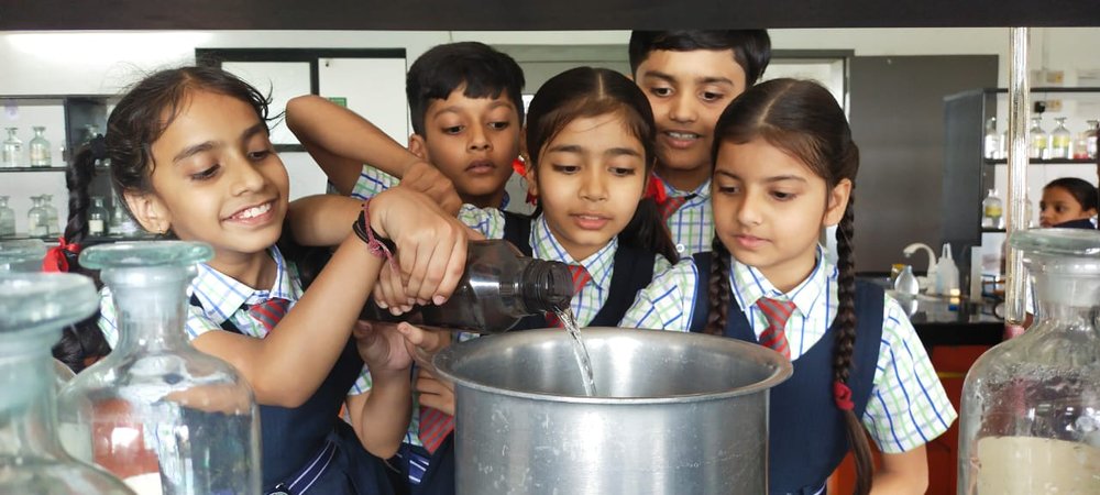   Chemistry for our planet!  Students from the Vasishtha GROUP of School in India explored some eco-friendly alternatives to the invisible pollutants we find in our cleaning supplies! 