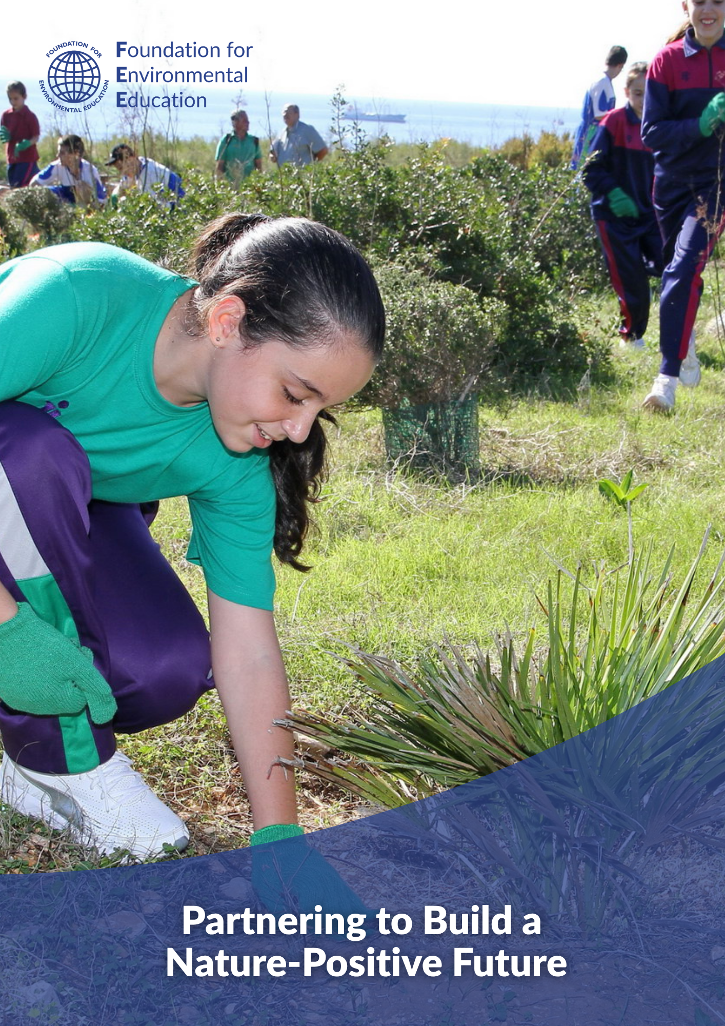 Students collecting litter to keep their beach and community clean