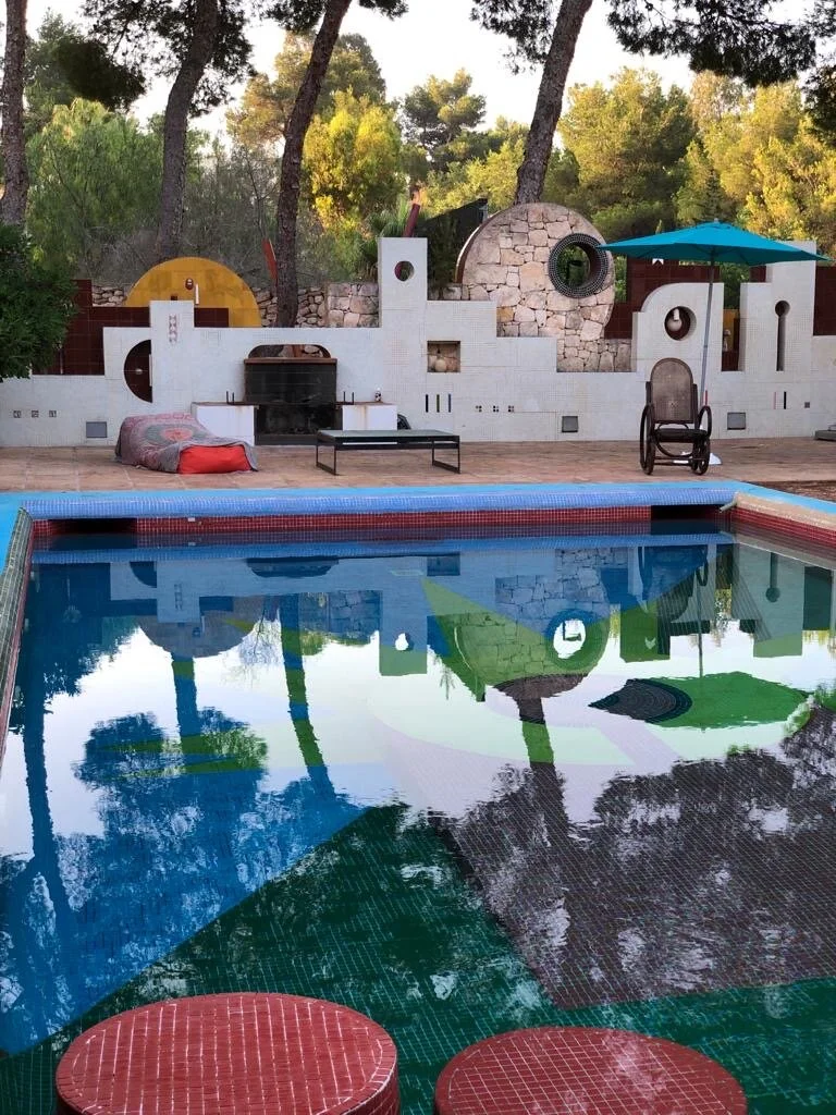 JUDITH lingerie pool i.JPG