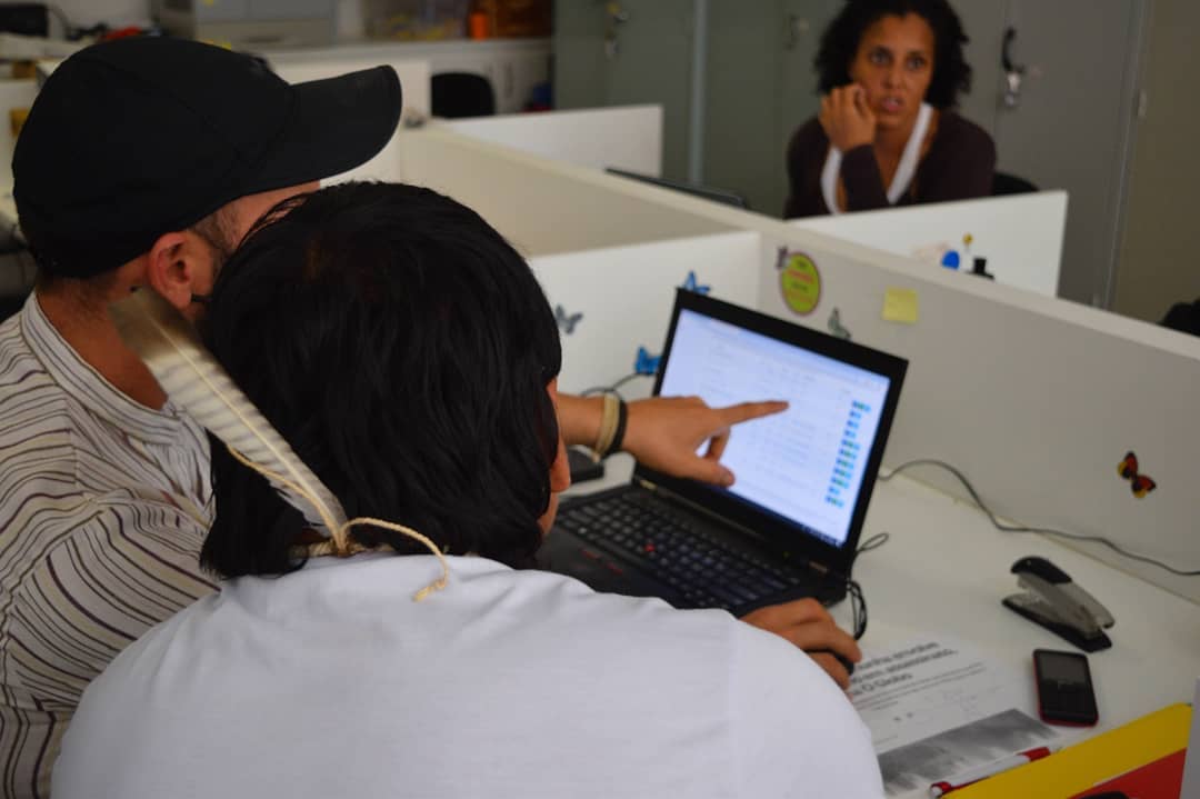 DGM Brazil project beneficiary receiving training by DGM Brazil National Executing Agency, CAA/NM. Photo Credit: DGM Brazil CAA/NM