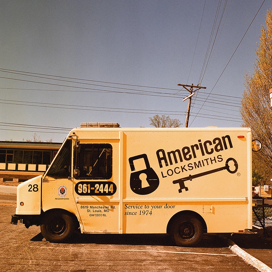 Same sunny day, shot into the sun and the film really takes on a whole new look. The yellow of the van shifted to a much more muted yellow and the lovely blue sky took on a slight magenta tone. The magenta tone kicks in the further on from here.