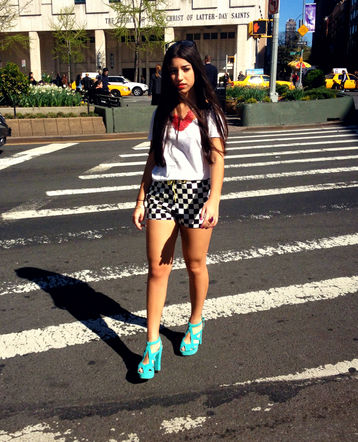 James Perse white tee, Zara shorts, B.P. Nordstrom necklace, Zara teal heel