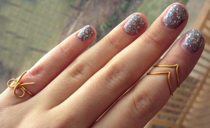 DIY+chevron+rings+louboutins+and+love+fashion+personal+style+girly+nyc+bow+tools+plier+jewelry+wire+cutter+18+gauge+gold+needle+nose+handmade+present+spring+2013+trends+easy+glitter+nails+gold+outside.jpg