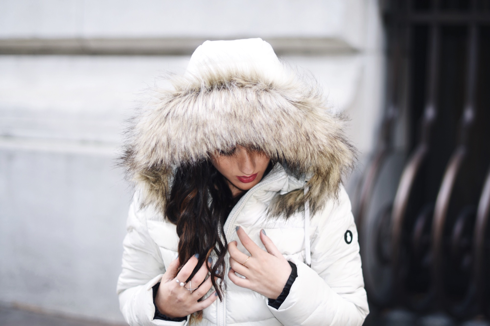 White Hi-Low Puffer Coat Snowman New York Louboutins & Love Fashion Blog Esther Santer NYC Street Style Blogger Puffer Premium Down Jacket Outerwear Company Collab Faux-Fur Hood White Winter Look Beautiful Warm Model Photoshoot Shopping Discount Code.JPG