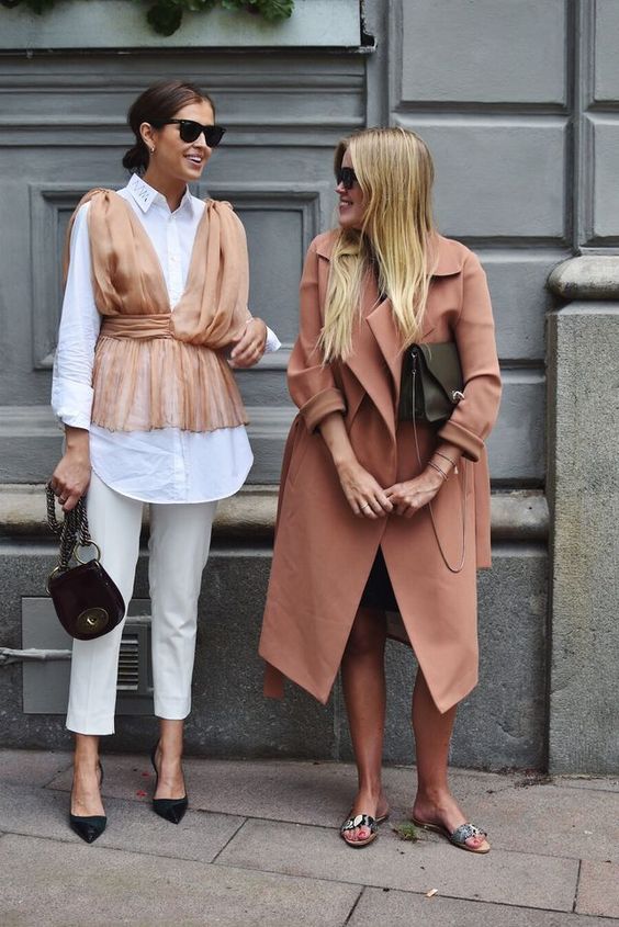 Louboutins & Love Fashion Blog Esther Santer Street Style Chic Fall Looks Cool Leather Brown Neutrals Hat Crossbody Bag Sunglasses Blonde Creame Zipper Women Lady Girl Cute Duster Coat.jpg