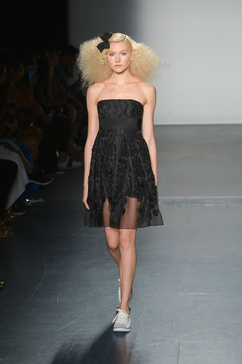 Carmen Marc Valvo Fashion Show Spring/Summer 2017