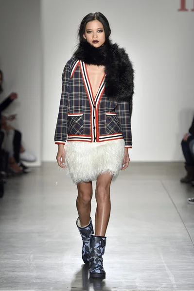 NYFW iijin Fashion Show Fall/Winter 2016