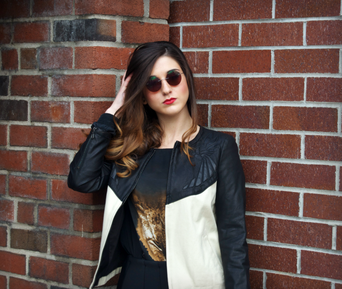 Round Firmoo Sunglasses and Two-Tone Leather Jacket