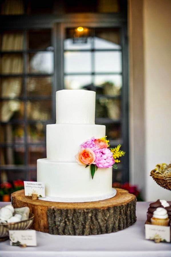 15 Wedding Cake Ideas Wedding Wednesday Esther Santer Fashion Blog NYC Street Style Blogger WeddingWire Delicious Vanilla Colorful White Pink Flowers Gold Red Purple Design Roses Fondant Frosting Trendy Baker Save Layers Rustic Inspiration Inspo Bride.jpg