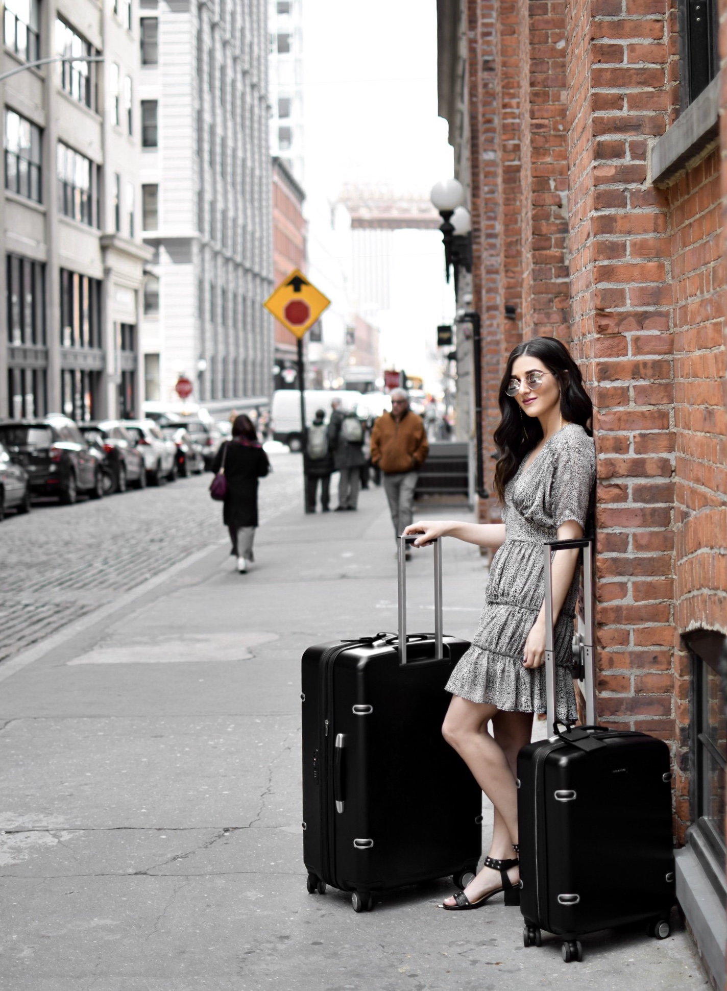 The Perfect Honeymoon Luggage Ricardo Beverly Hills Arris Collection Esther Santer Fashion Blog NYC Street Style Blogger Outfit OOTD Trendy Suitcase Compartment Interior Black Sandals Studs ASOS Convenient Vacation New York City Skyline Dumbo Europe.jpg