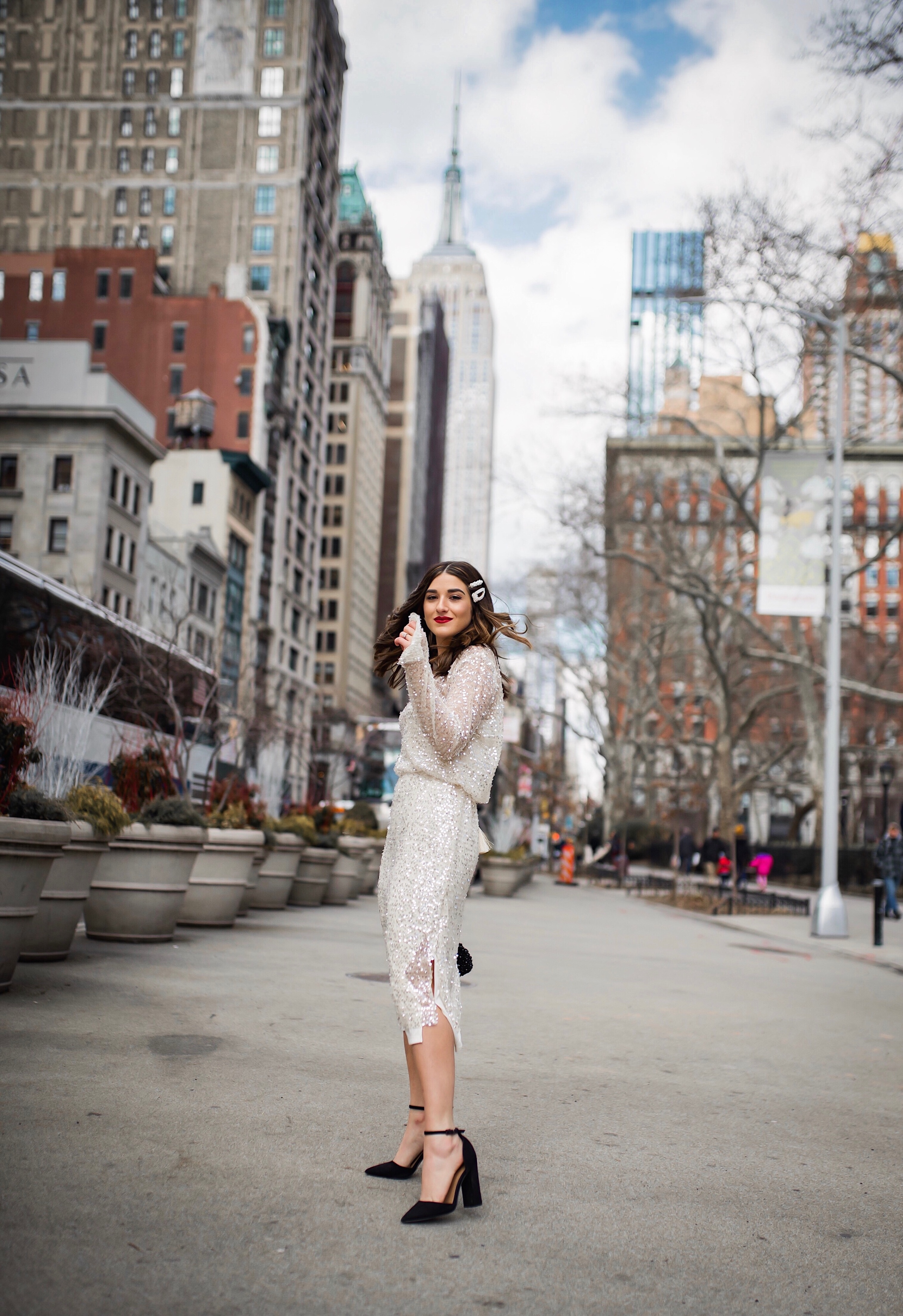 10 Ways To Be An Amazing Houseguest Sequined Midi Dress Black Heels Esther Santer Fashion Blog NYC Street Style Blogger Outfit OOTD Trendy Shopping Girl What How To Wear Beaded Clutch Pearl Hair Clips  Zara Asos Taxi Shot Photoshoot Inspo Bag Pretty.JPG