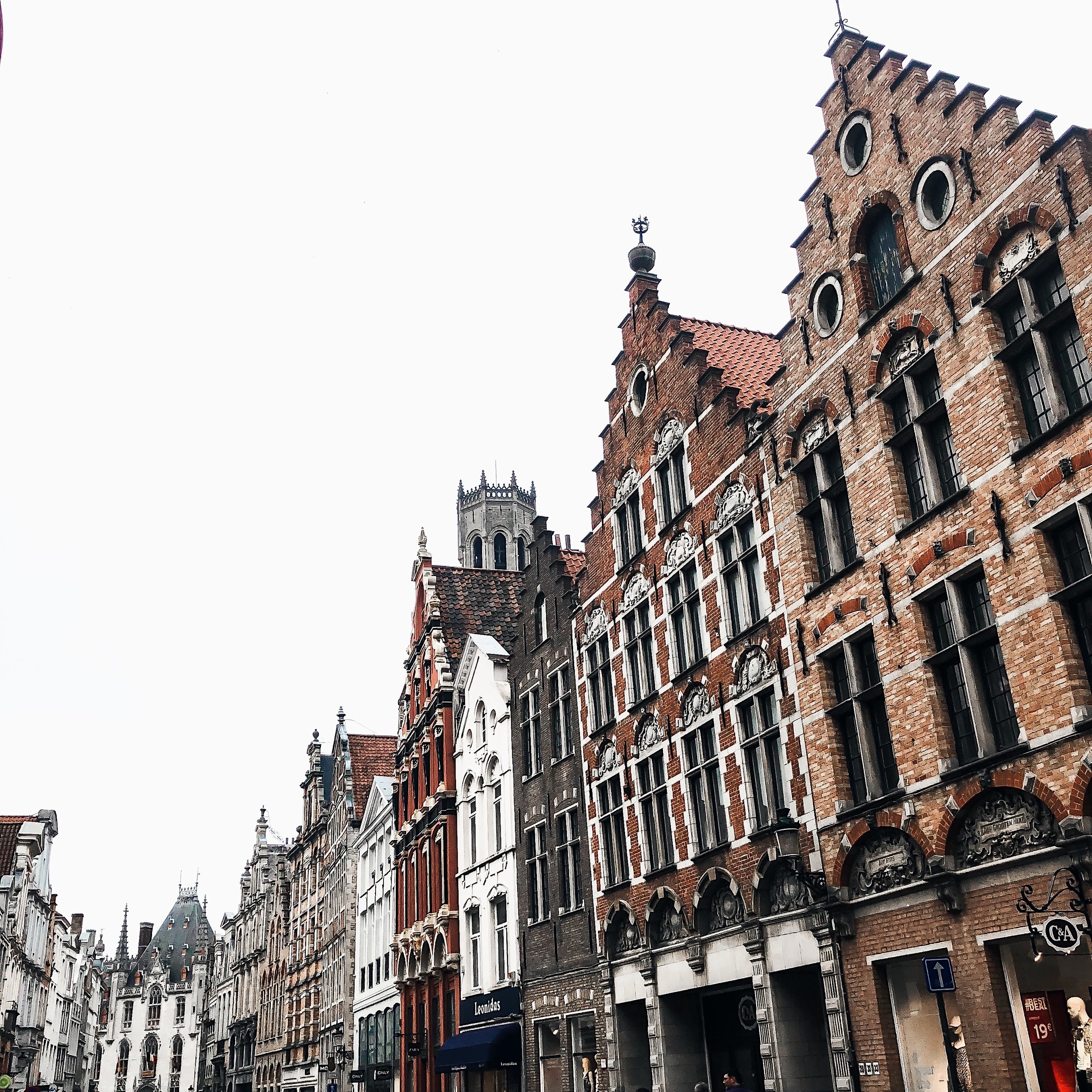 Belgium Travel Guide Bruges Ghent In 4 Days Esther Santer Fashion Blog NYC Street Style Blogger Outfit Sight Seeing Tourist Shop What How To Wear Expore What To Do Vacatiom Itinerary Short Stopover Layover Europe EuroTrip Summer Activities Suggestions.jpg