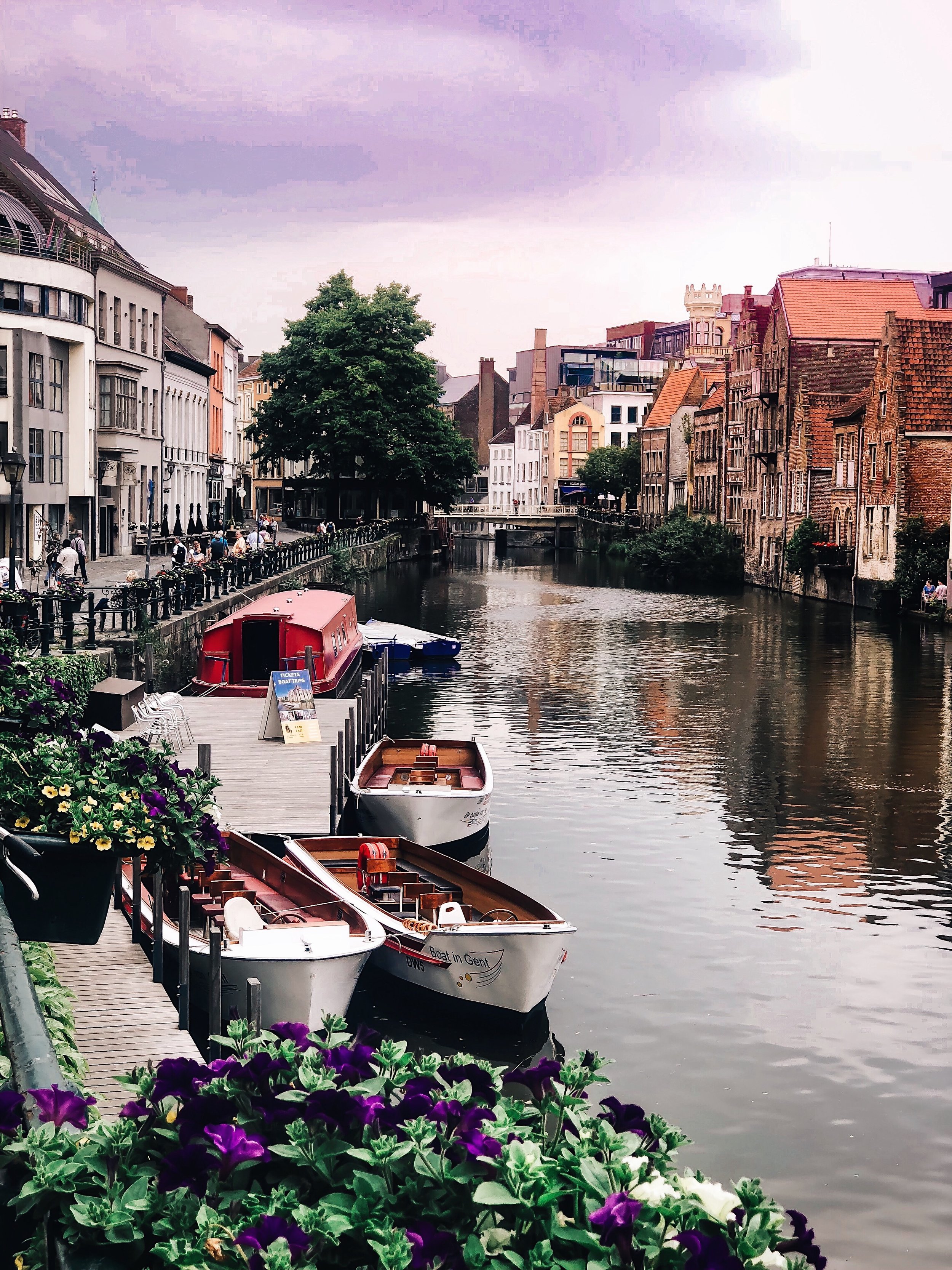 Belgium Travel Guide Bruges Ghent In 4 Days Esther Santer Fashion Blog NYC Street Style Blogger Outfit Sight Seeing Tourist Shop What How To Wear Expore What To Do Vacatiom Itinerary Short Stopover EuroTrip Europe Summer Layover Activities Suggestions.jpg