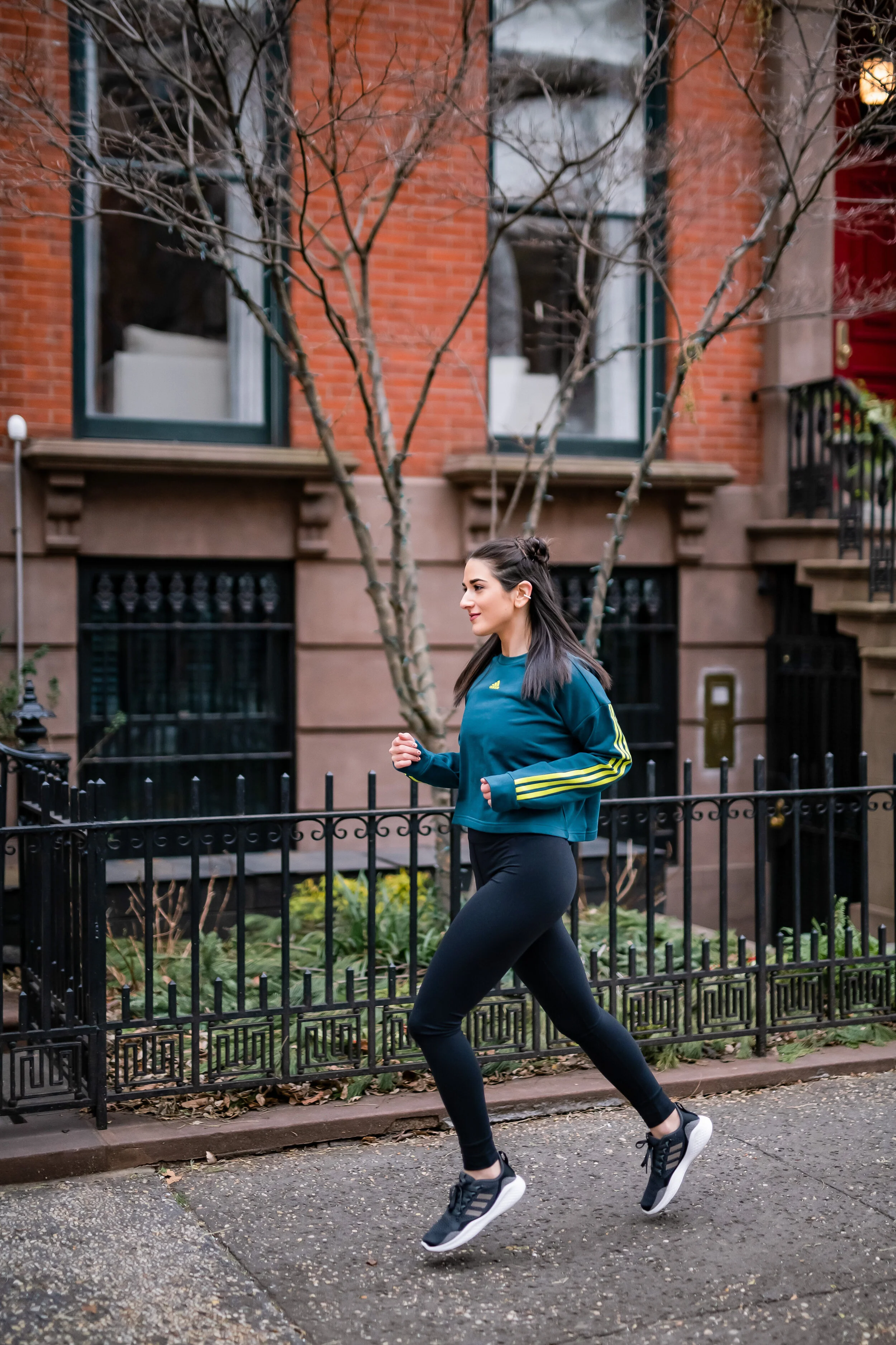 New Year New Workout Set Adidas x Zoe Saldana Esther Santer NYC Street Style Blogger Resolutions January 2021 Teal Yellow Sweatshirt Sports Bra Comfortable Black Leggings Laurel Creative Photoshoot West Village New York Run Style  Exercise Winter Wear.JPG