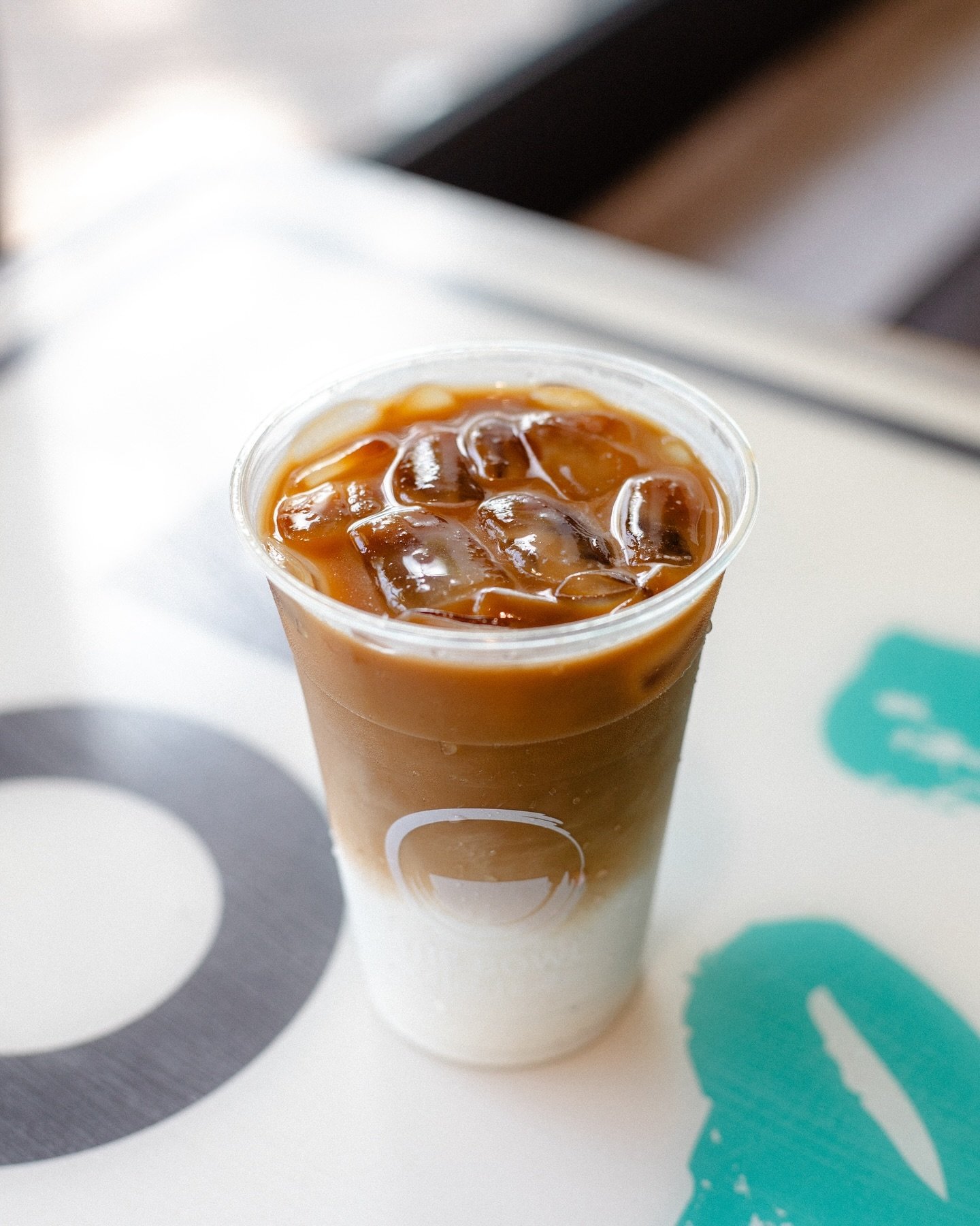 2pm on a Monday? Coffee, please!!! ☕️ And do you know where to get your organic latte fix? That&rsquo;s right. At our Central Ave location right here in Naples! 

Are you an iced latte or hot latte kinda person??