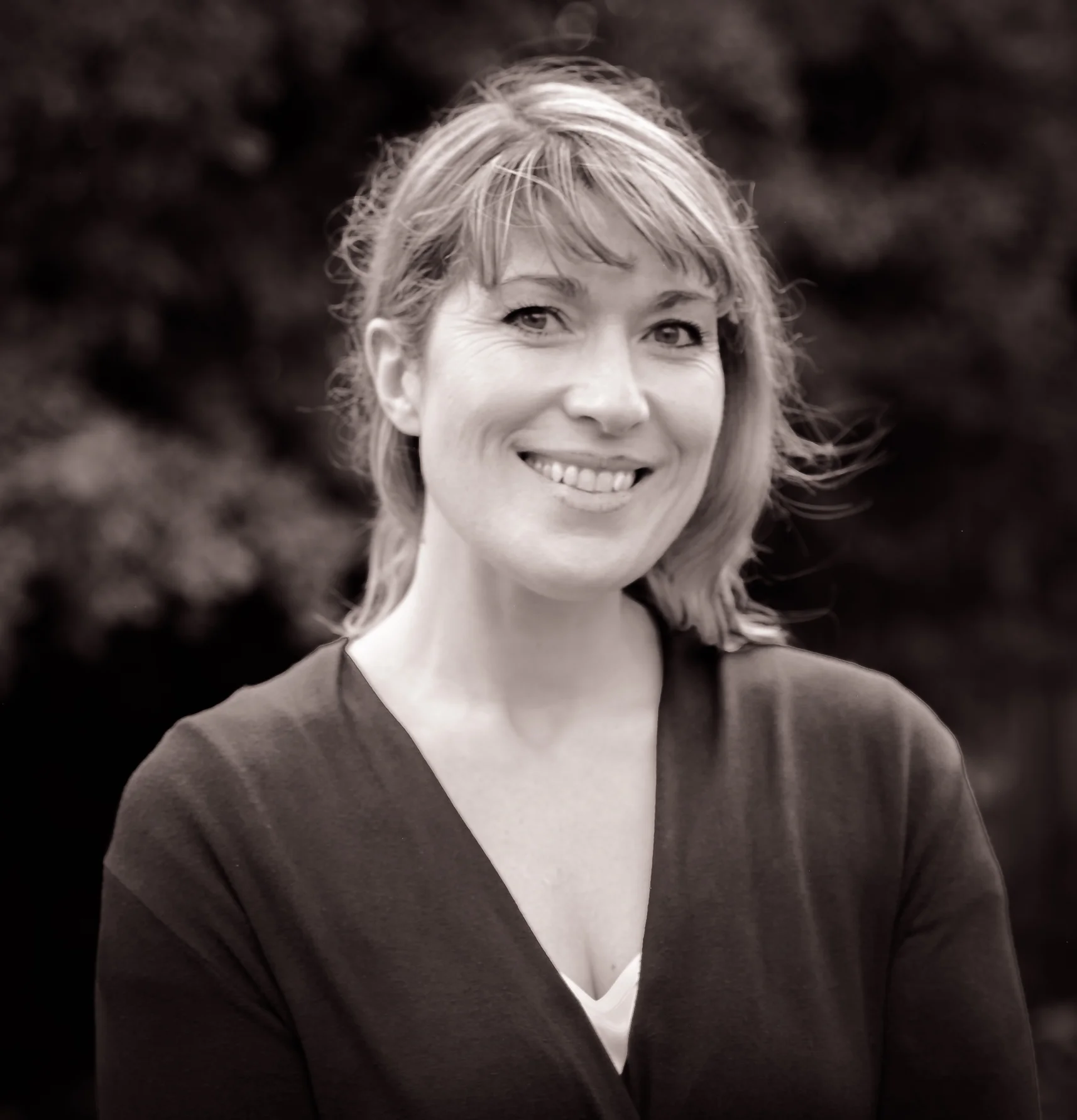 Fiona Portrait small-11.jpg