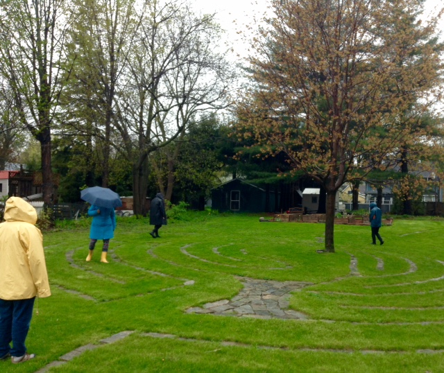 World Labyrinth Day 2017. Photo: Roz Bound.